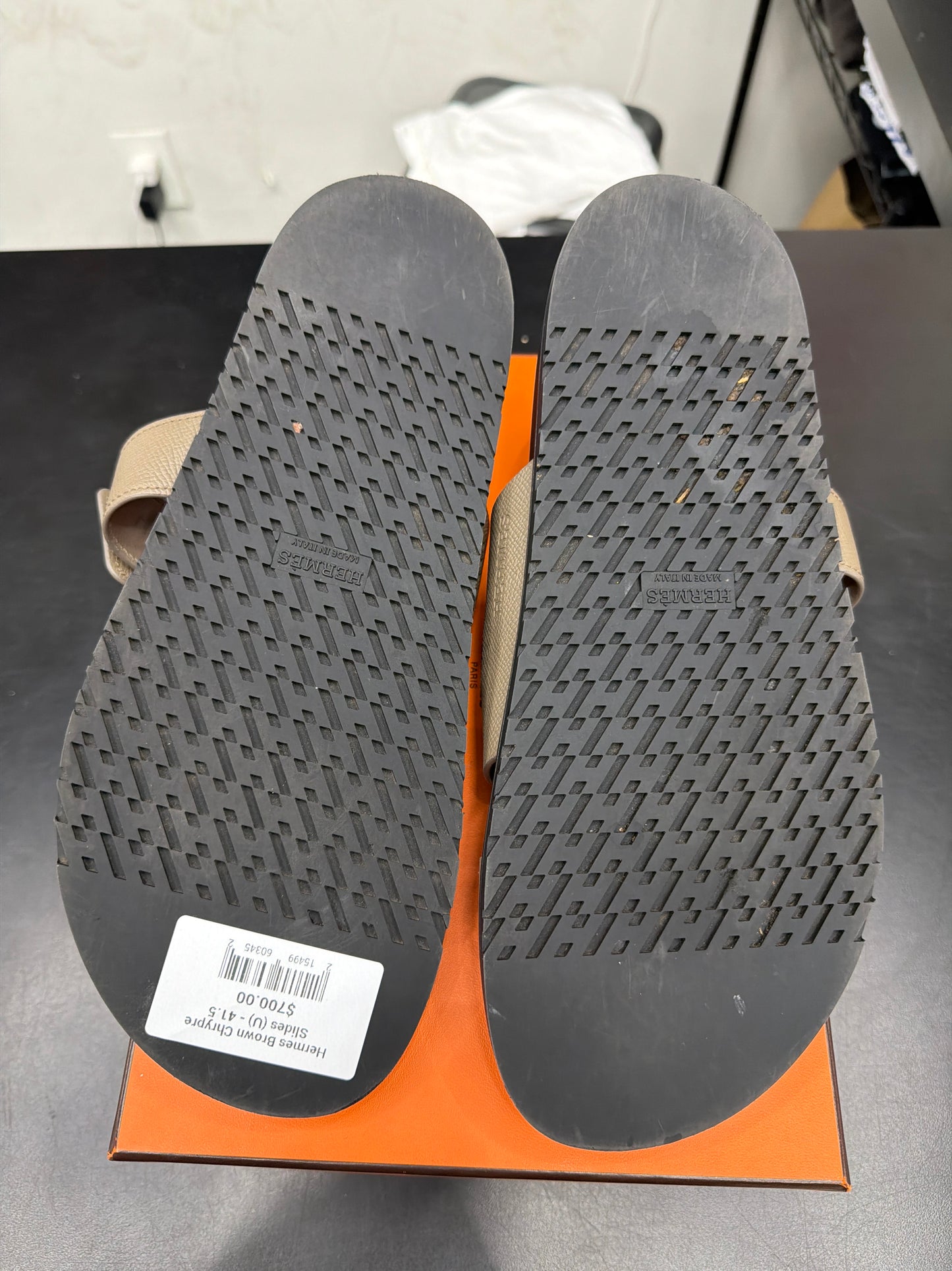 Hermes Brown Chrypre Slides (U) - 41.5