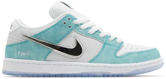 Nike SB Dunk Low April Skateboard - 8M**