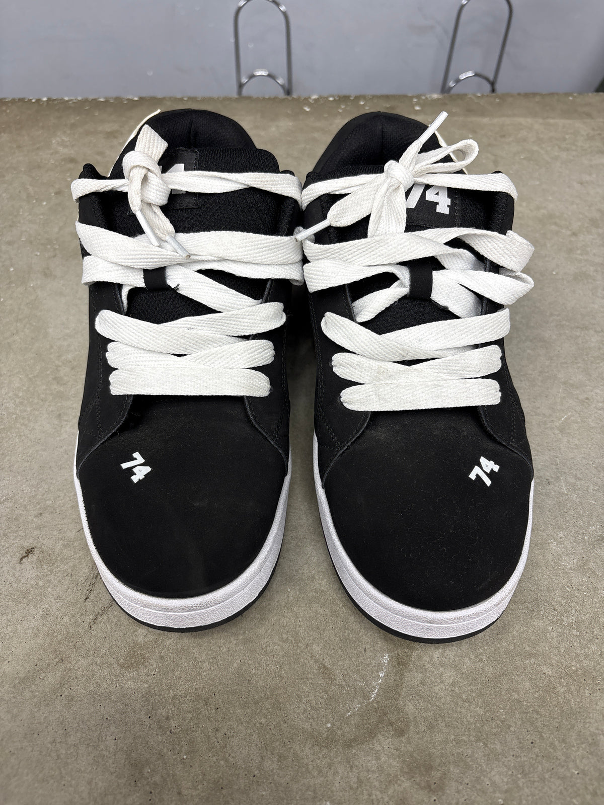 74iswar Shoe Black (U) - 10M (NB)**