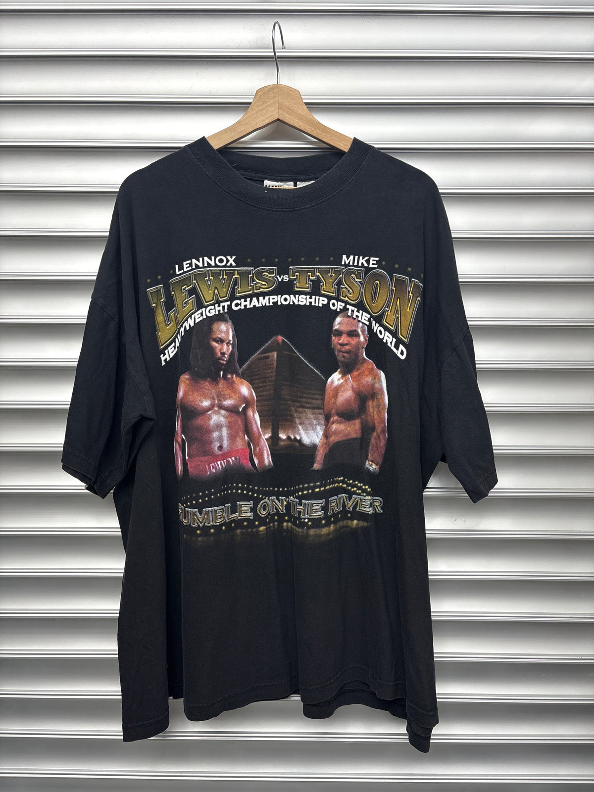 Vintage Rumble On The River Tee - XXL**