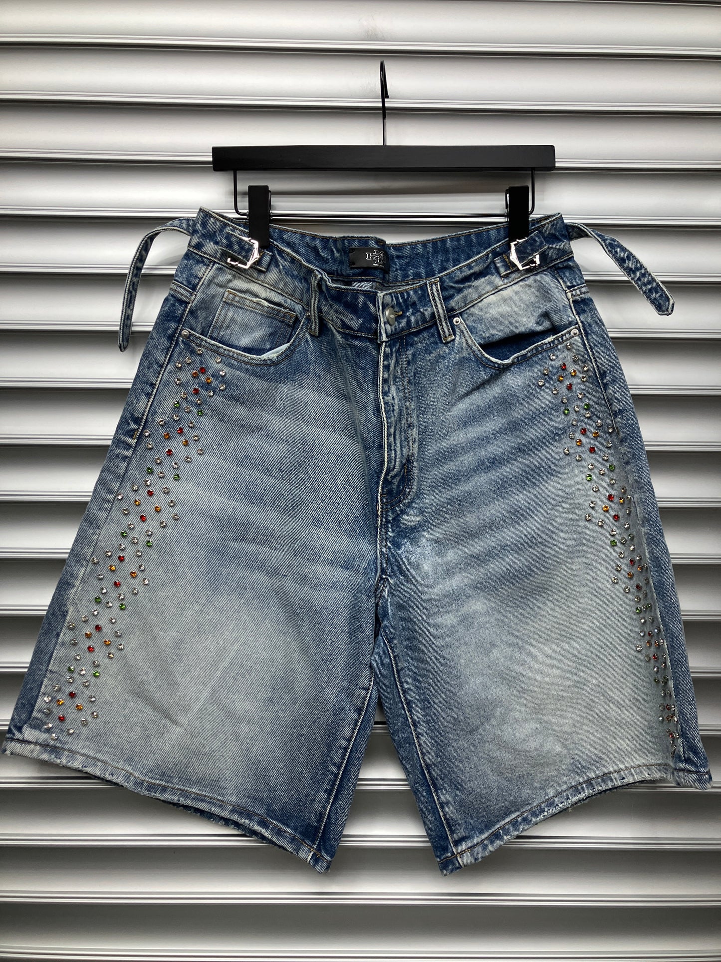 HMDD Rhinestone Denim Shorts - L