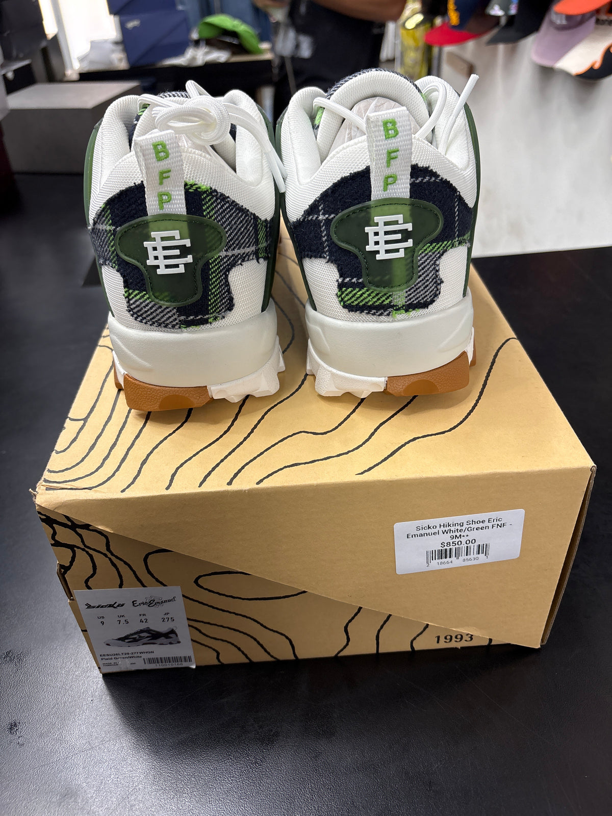 Sicko Hiking Shoe Eric Emanuel White/Green FNF - 9M**