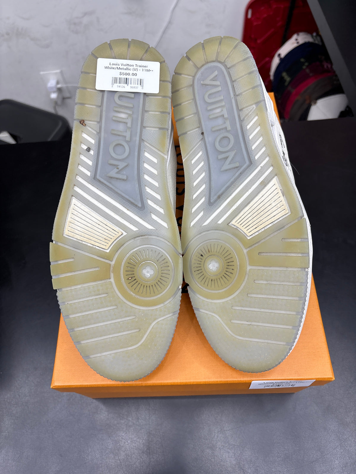Louis Vuitton Trainer White/Metallic (U) - 11M**