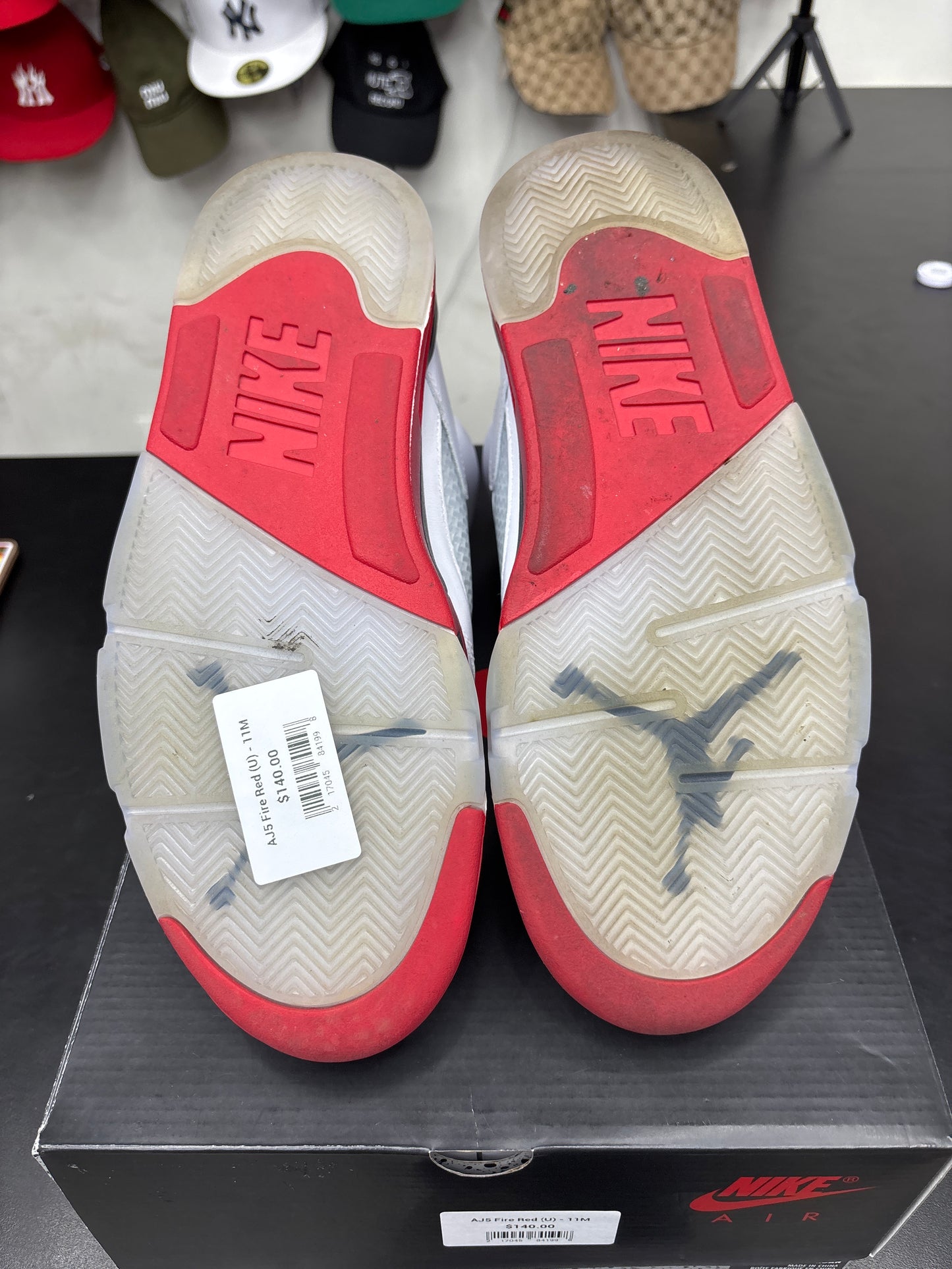 AJ5 Fire Red (U) - 11M