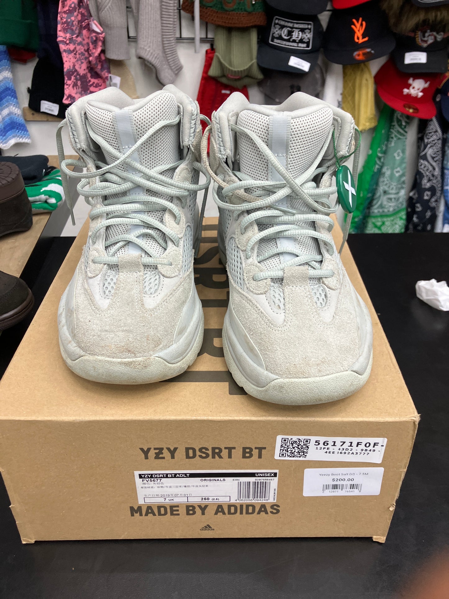 Yeezy Boot Salt (U) - 7.5M