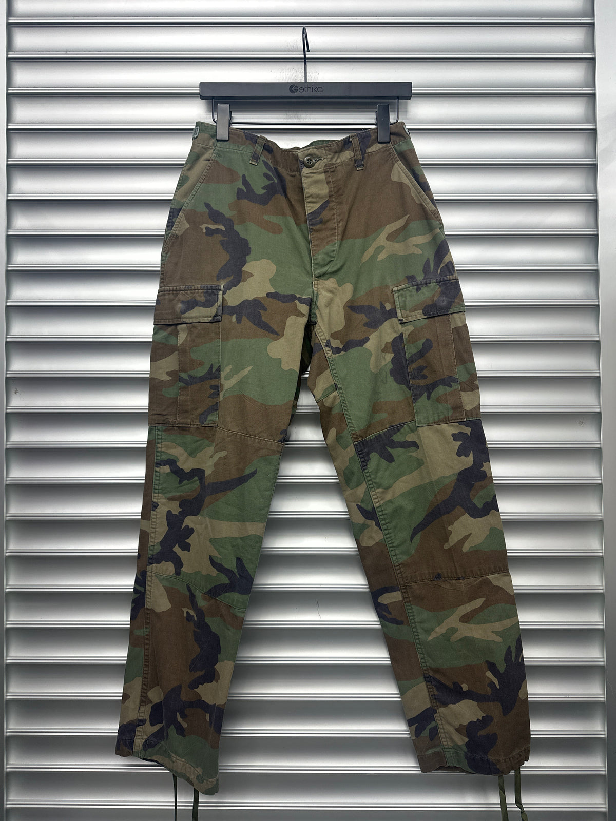 Camo Cargos - S**