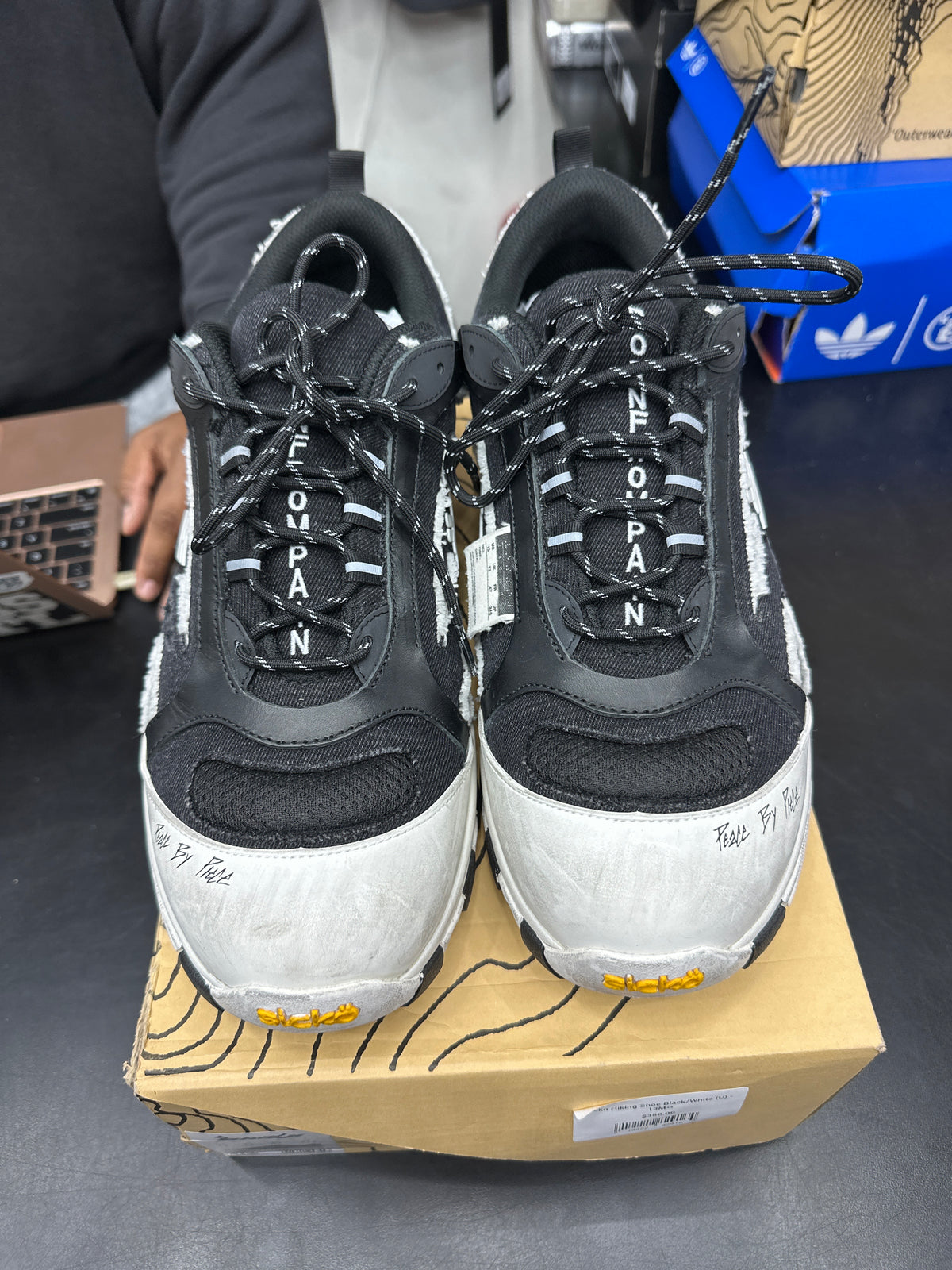 Sicko Hiking Shoe Black/White (U) - 13M**