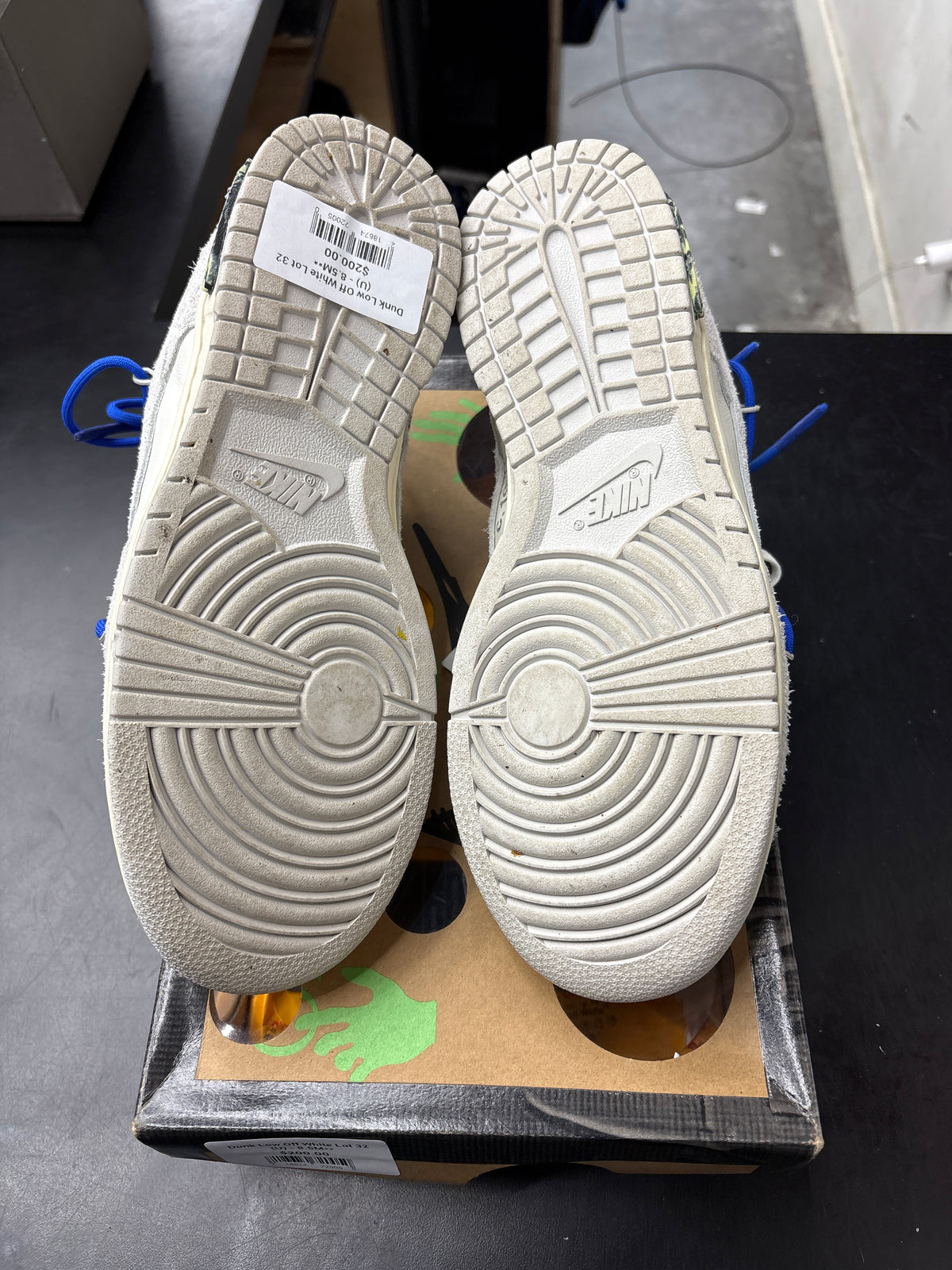 Dunk Low Off White Lot 32 (U) - 8.5M**