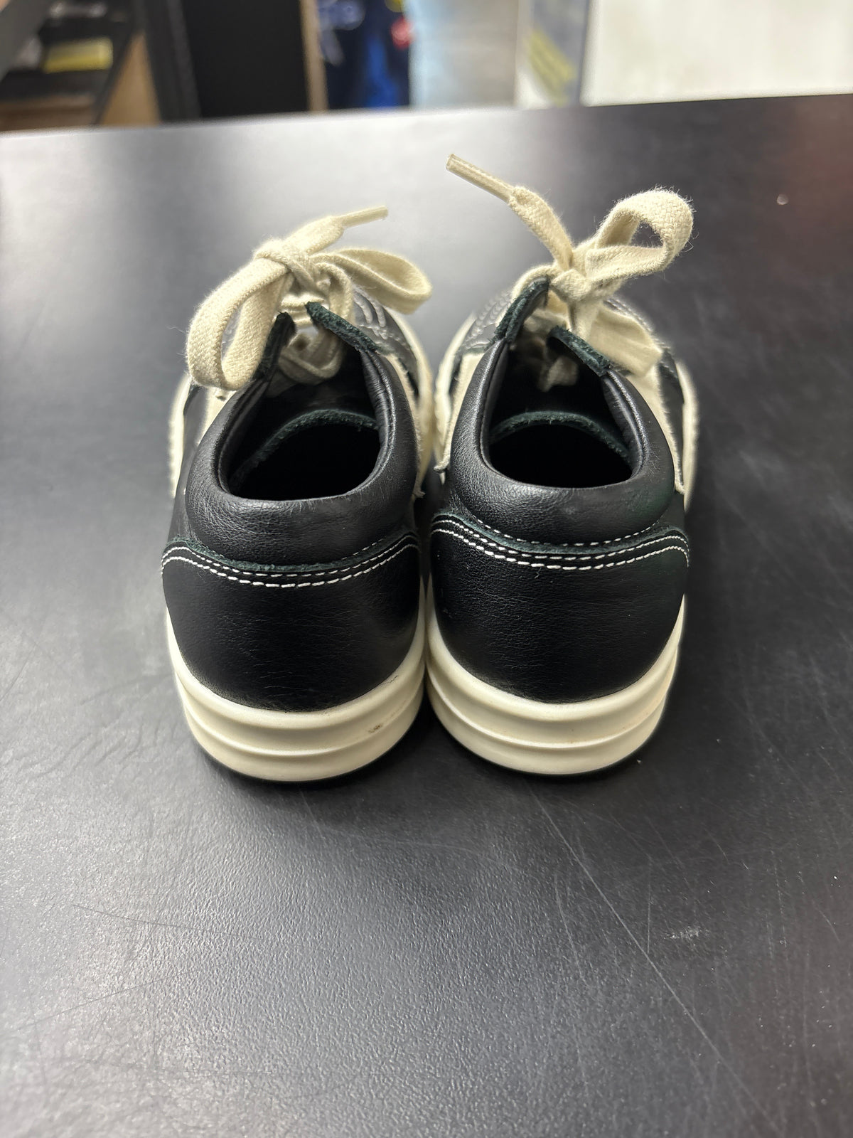 Rick Owen Vintage Black Leather (U) - 22(NB)**