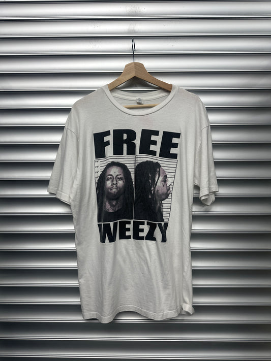 Vintage Free Weezy Tee - XL**