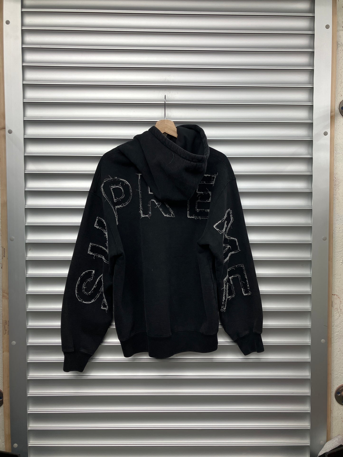 Supreme Outline Hoodie - M