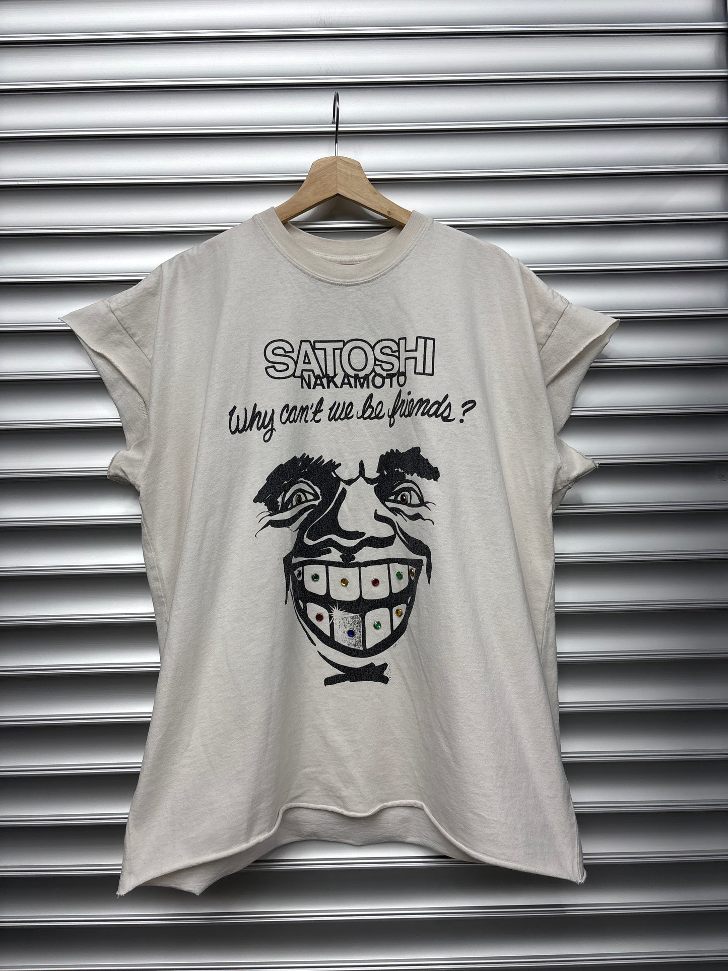 Satoshi Jewel Cutoff Tee - M