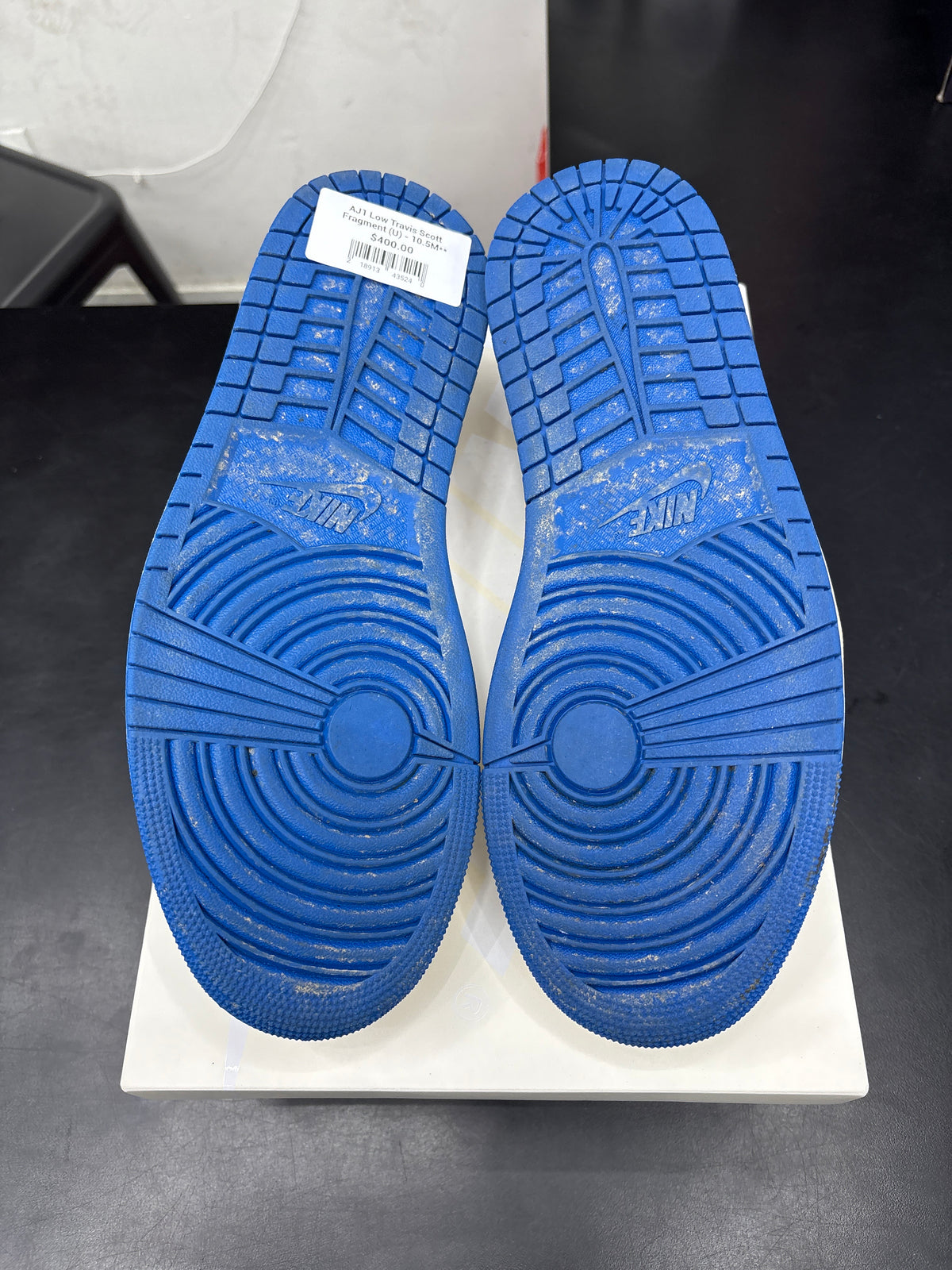 AJ1 Low Travis Scott Fragment (U) - 10.5M**