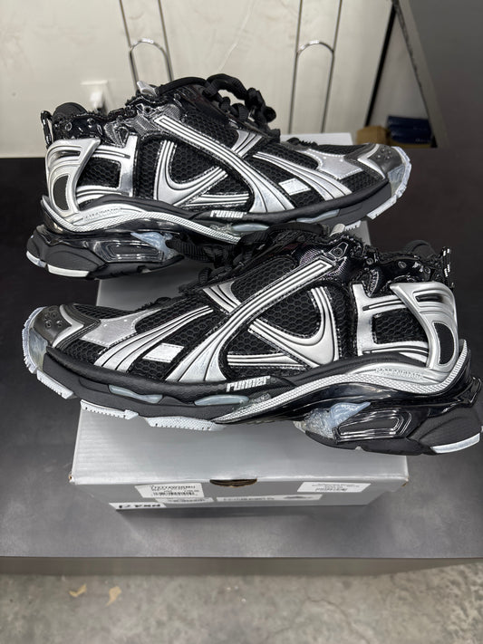 Balenciaga Runner Silver/Black (U) -46 (13)