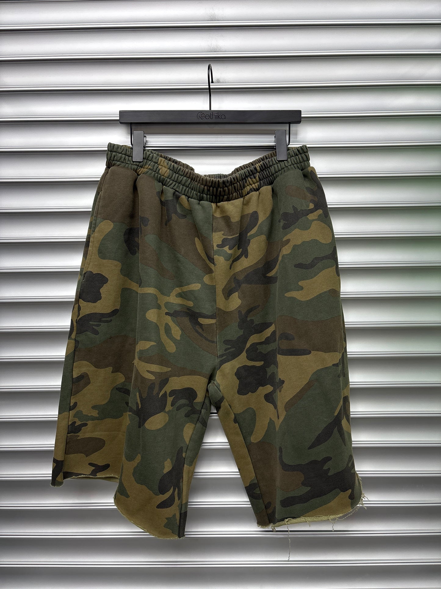 Raspberry Camo Sweat Shorts - L