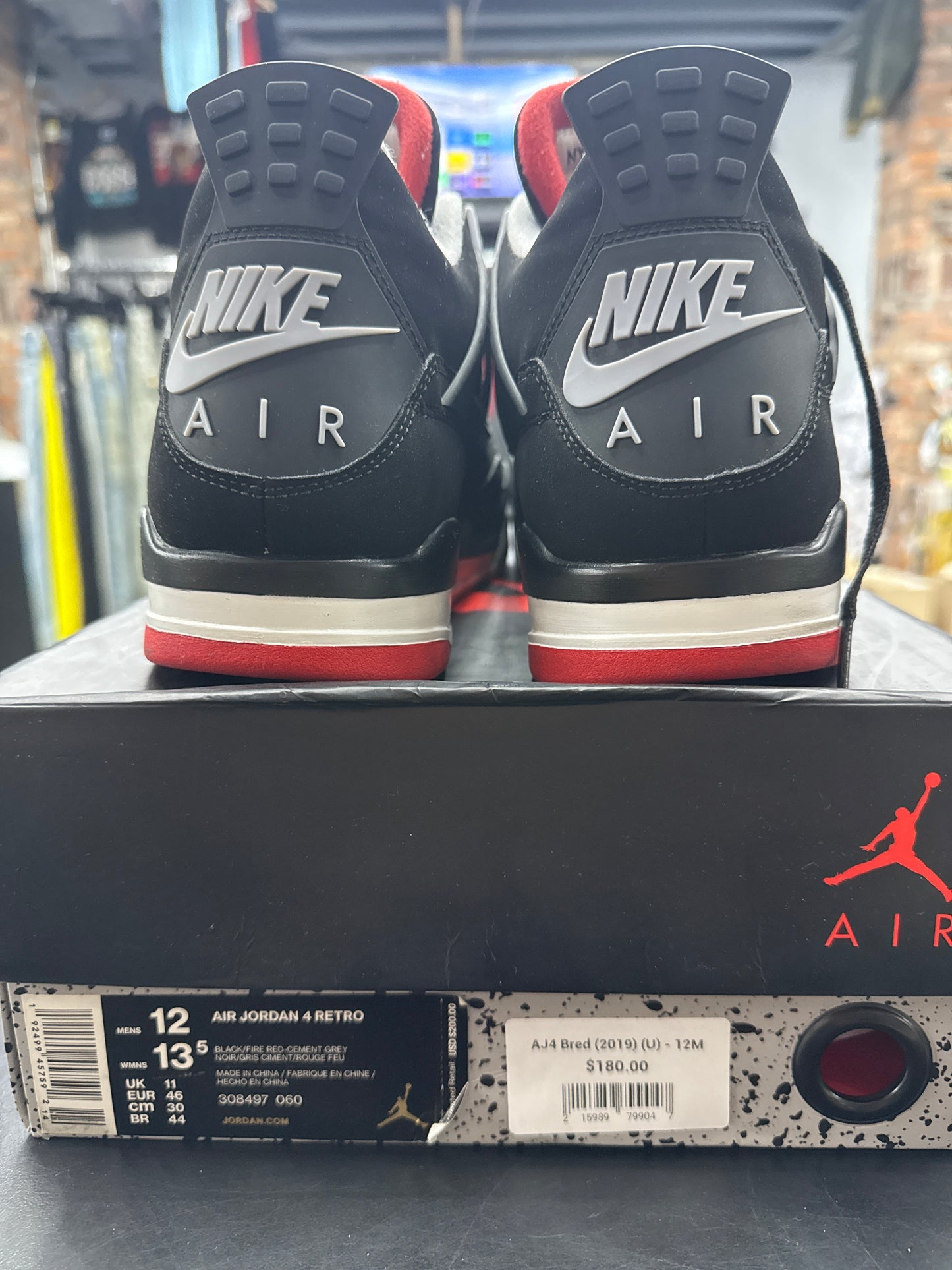 AJ4 Bred (2019) (U) - 12M