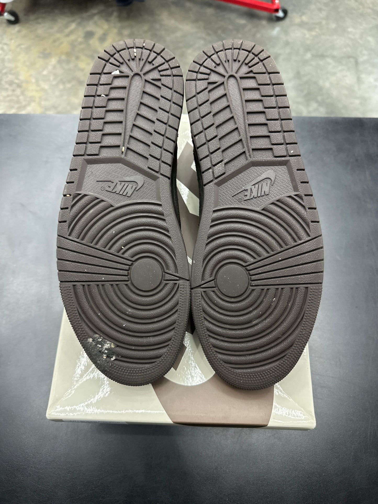AJ1 Low Travis Scott Velvet Brown (U) - 12M