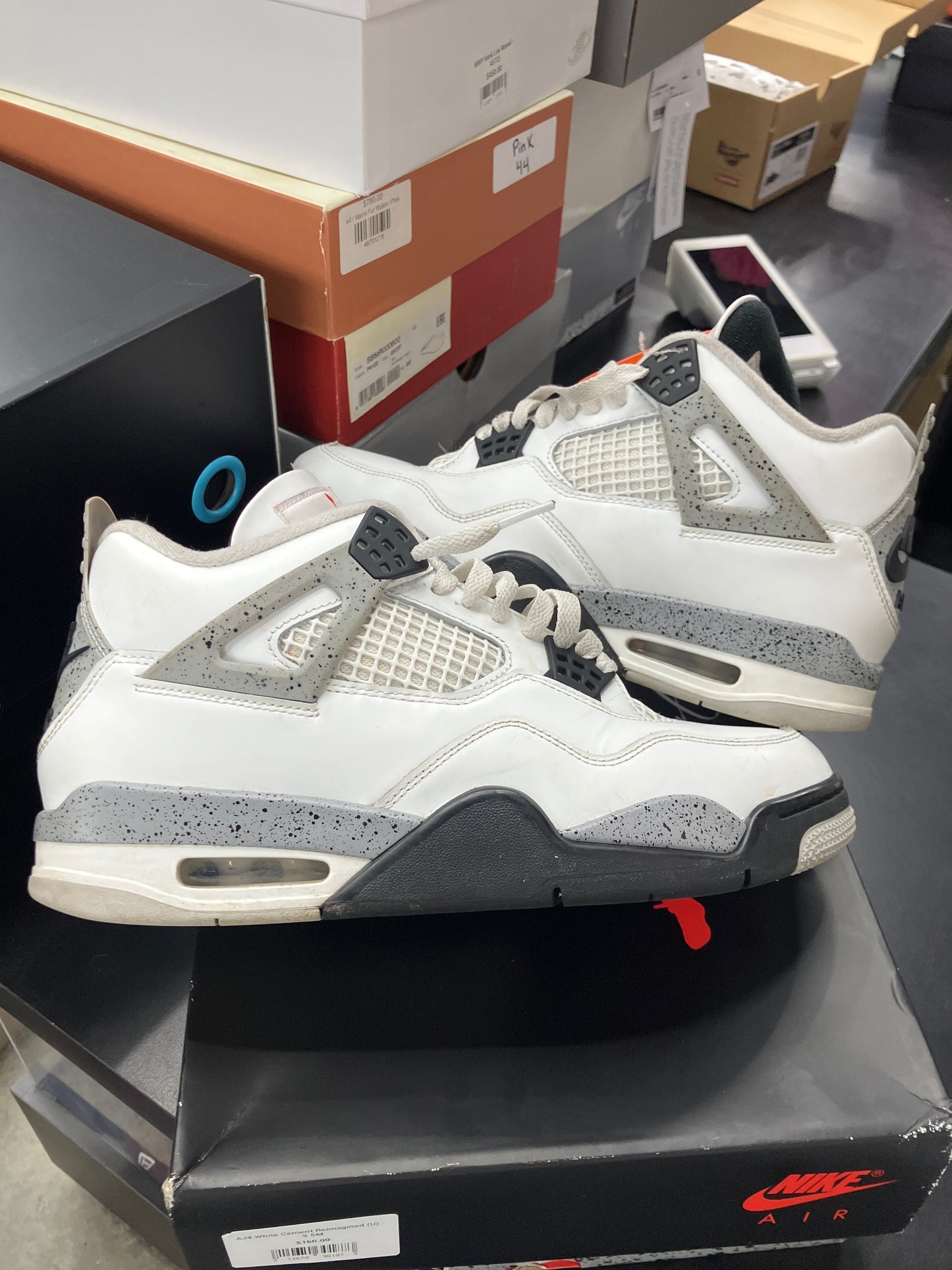 AJ4 White Cement Reimagined (U) - 9.5M