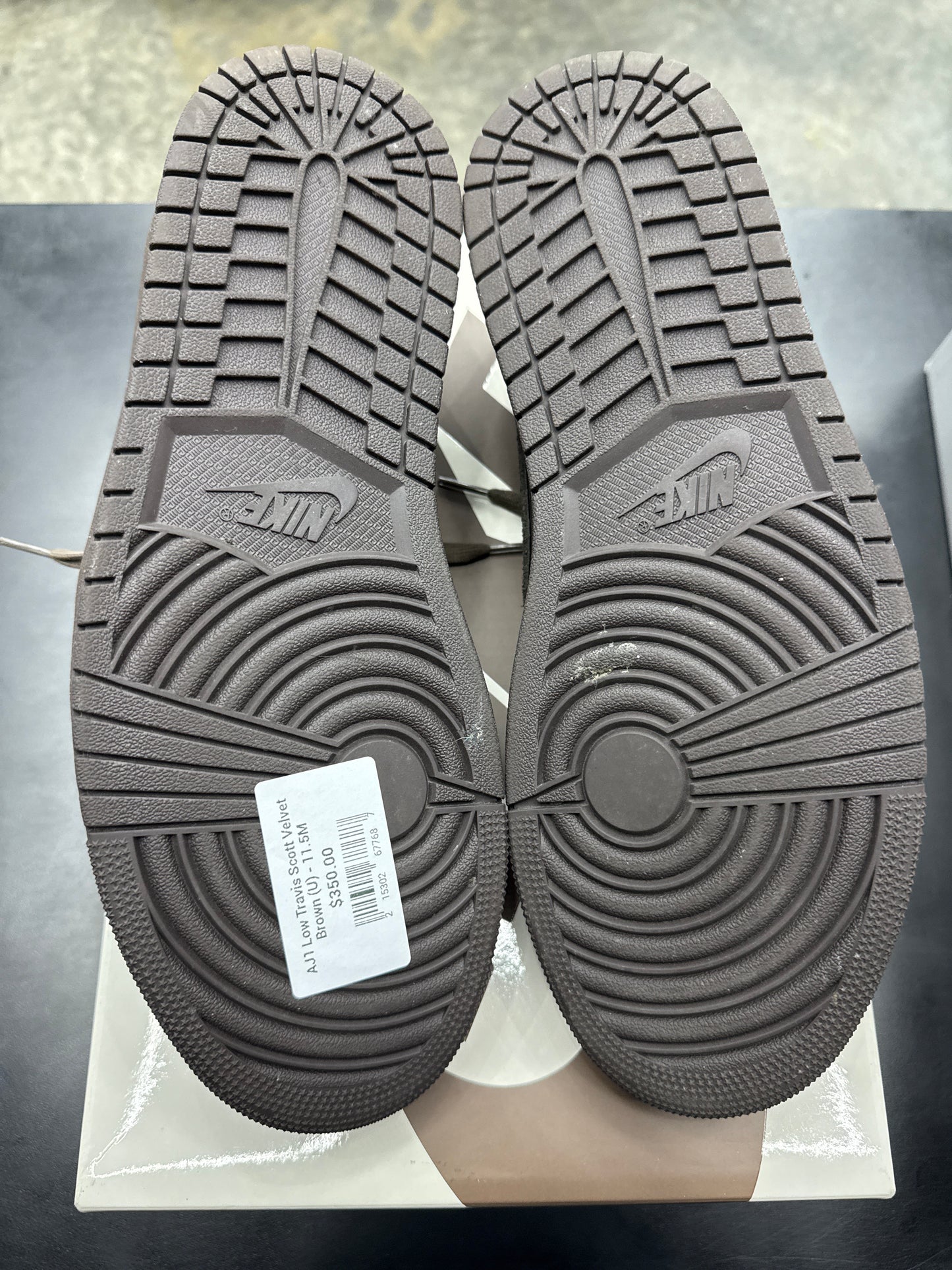 AJ1 Low Travis Scott Velvet Brown (U) - 11.5M