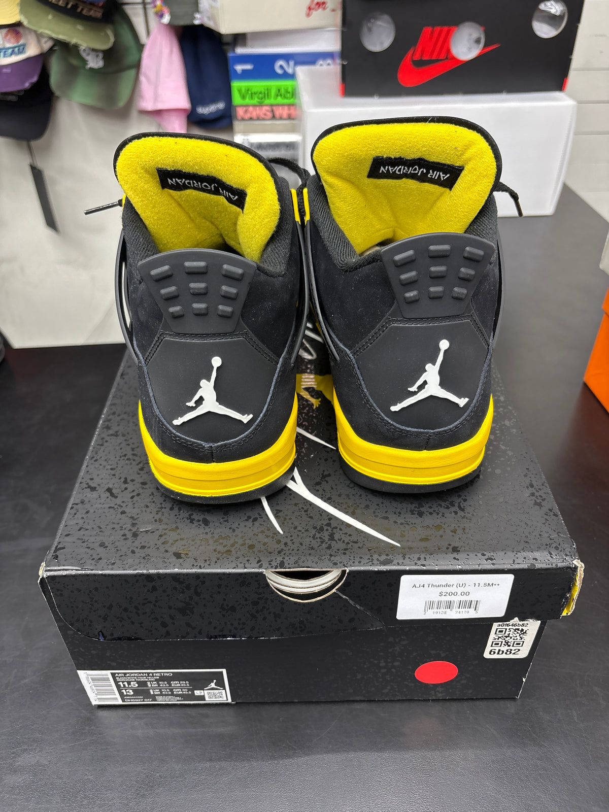 AJ4 Thunder (U) - 11.5M**