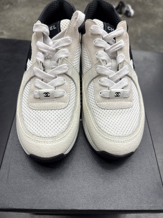 Chanel Trainer White/Black (U) - 38