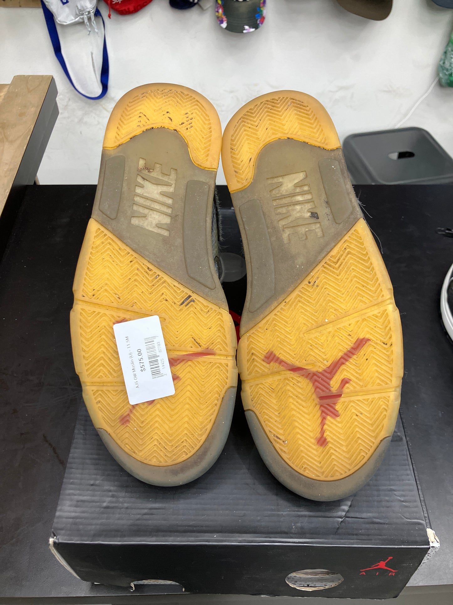 AJ5 OW Muslin (U) - 11.5M