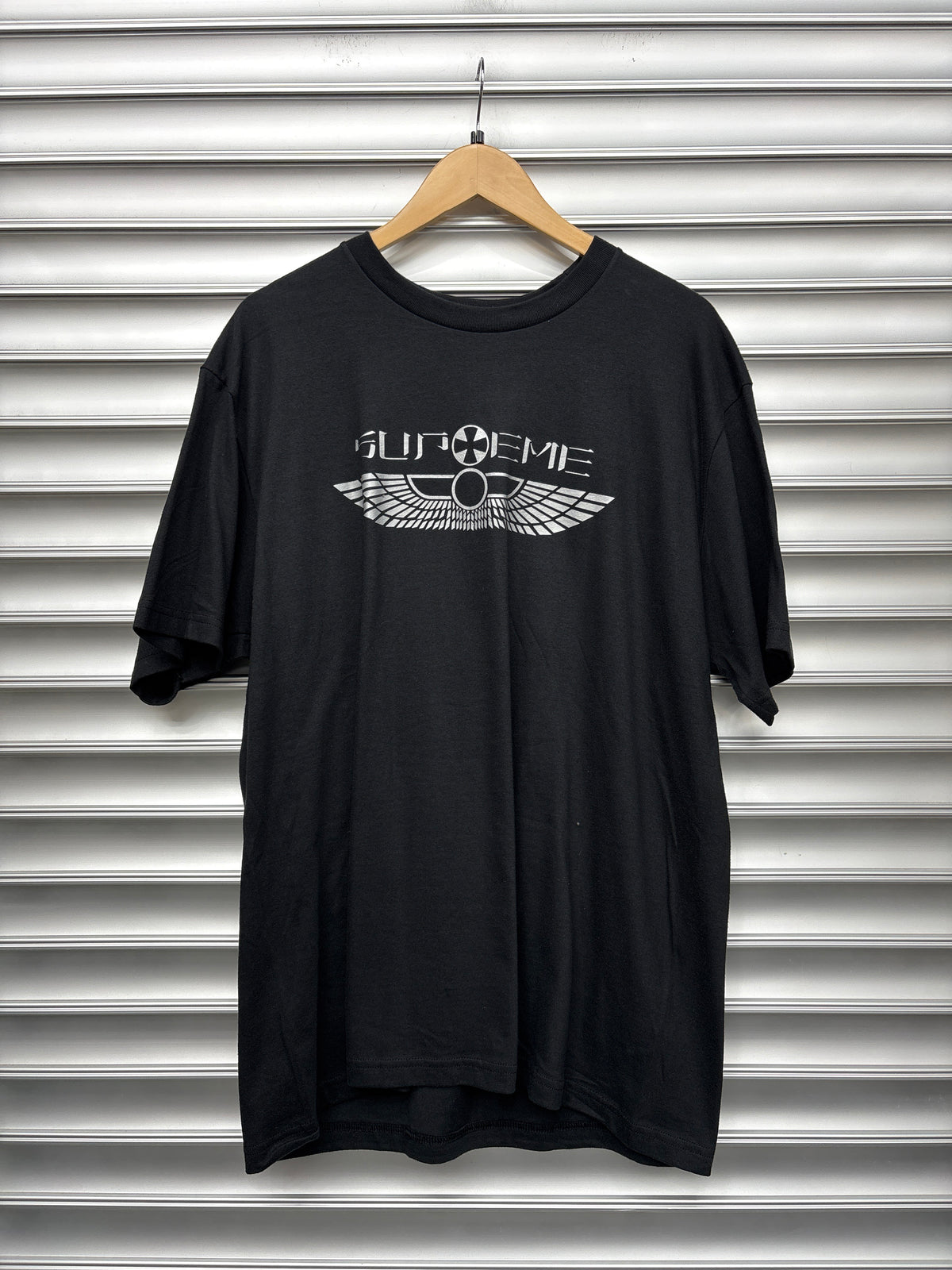 Supreme Black Wings Tee - L**