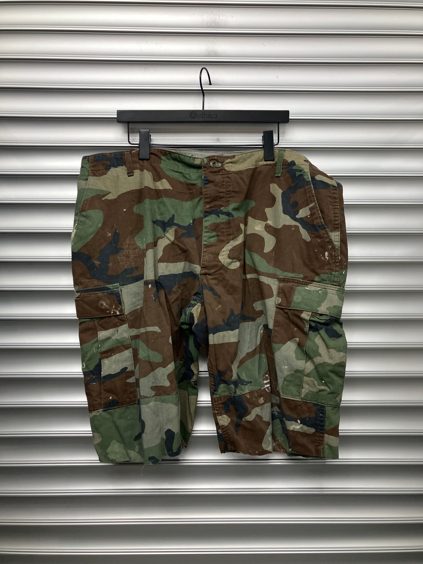 Vintage Camo Shorts - 36*