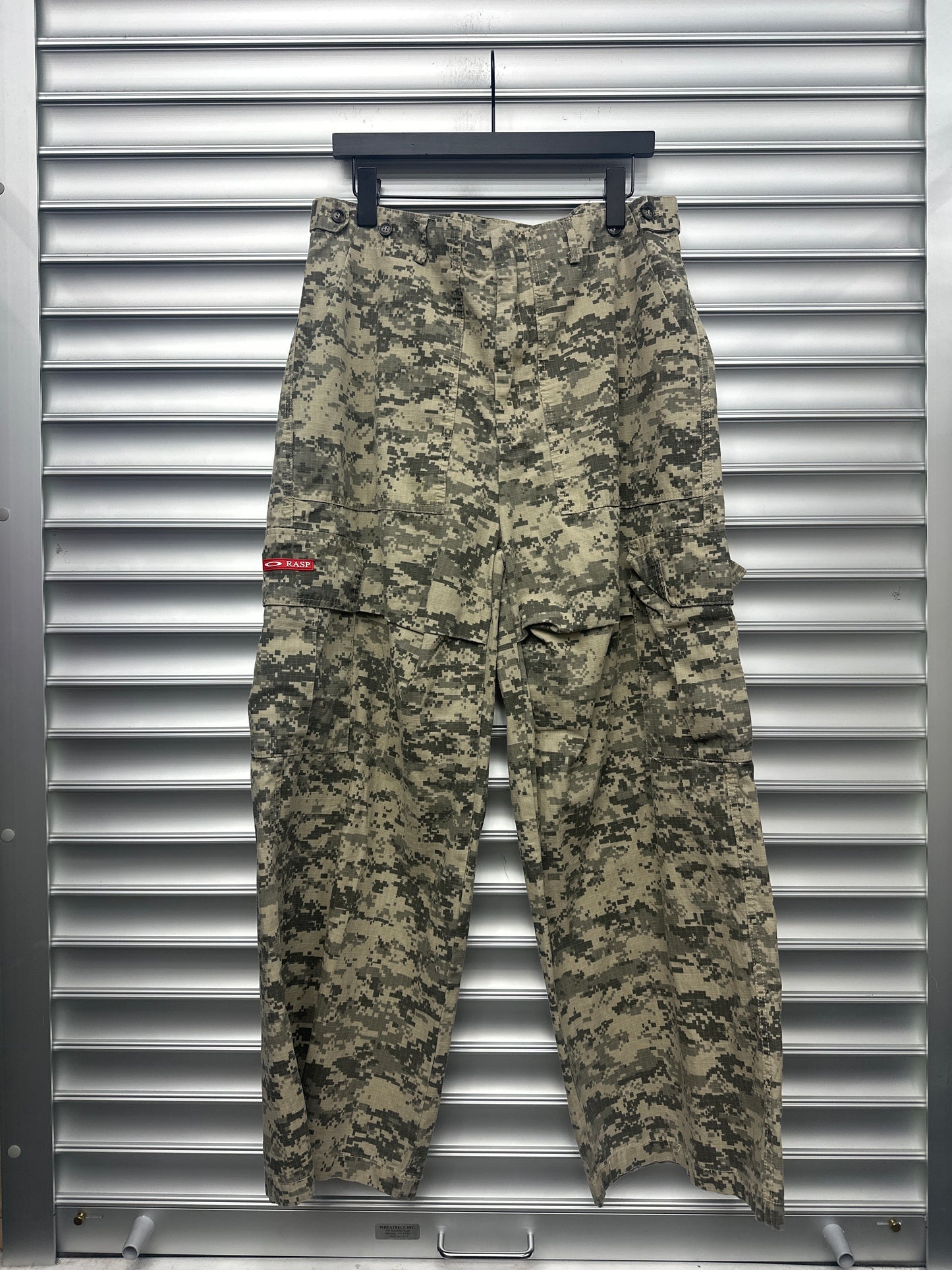Raspberry Camo Cargos - S**