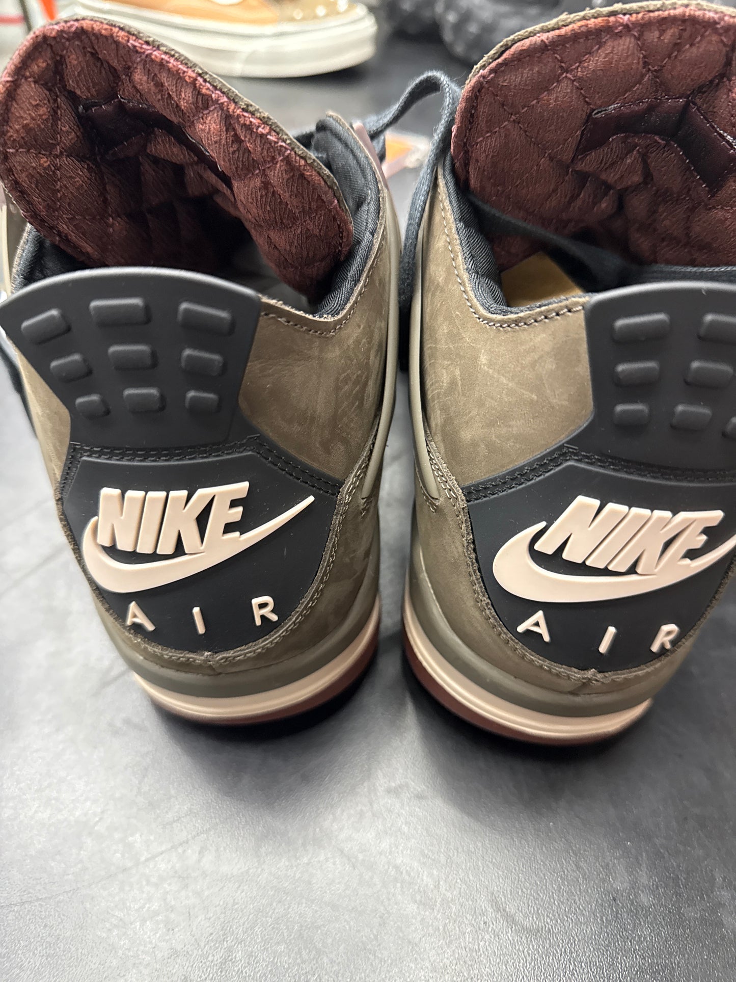 AJ4 A Ma Maniere Dark Mocha - 12M (NB)