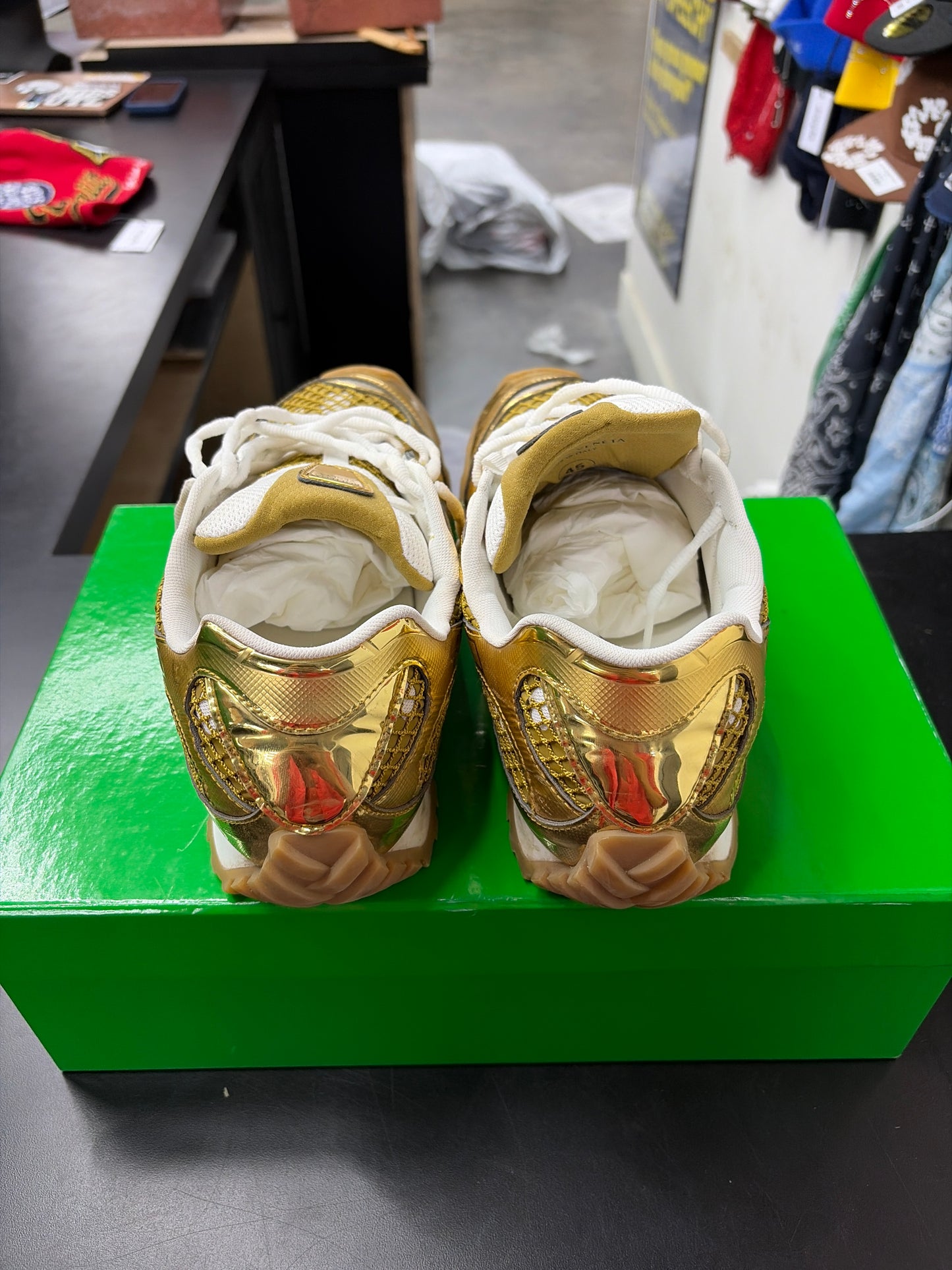 Bottega Orbit Gold (U) - 44(11)