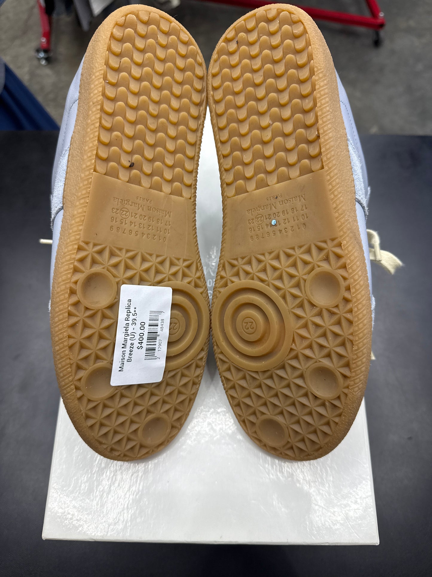 Maison Margiela Replica Breeze (U) - 39.5**