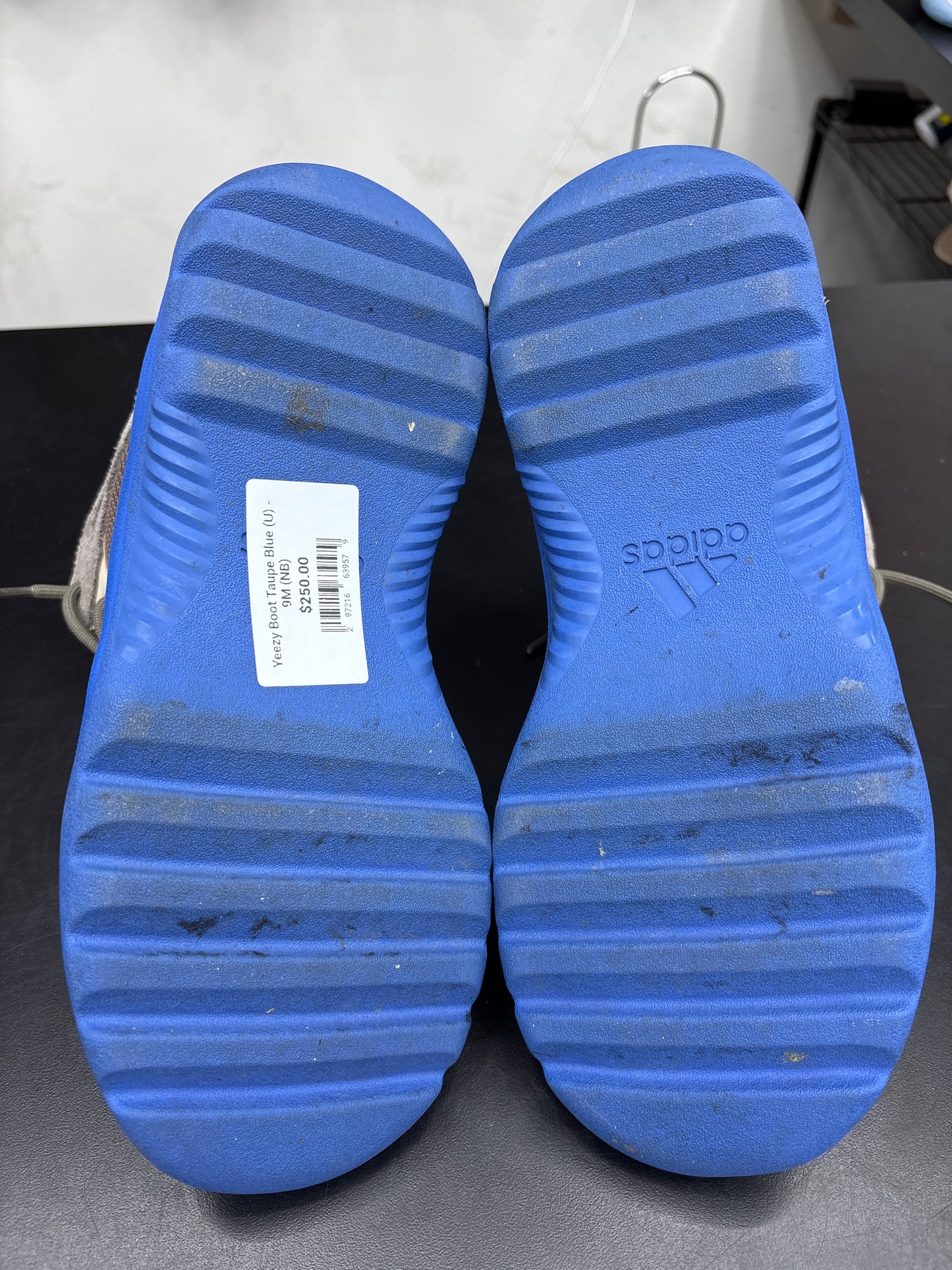 Yeezy Boot Taupe Blue (U) - 9M (NB)