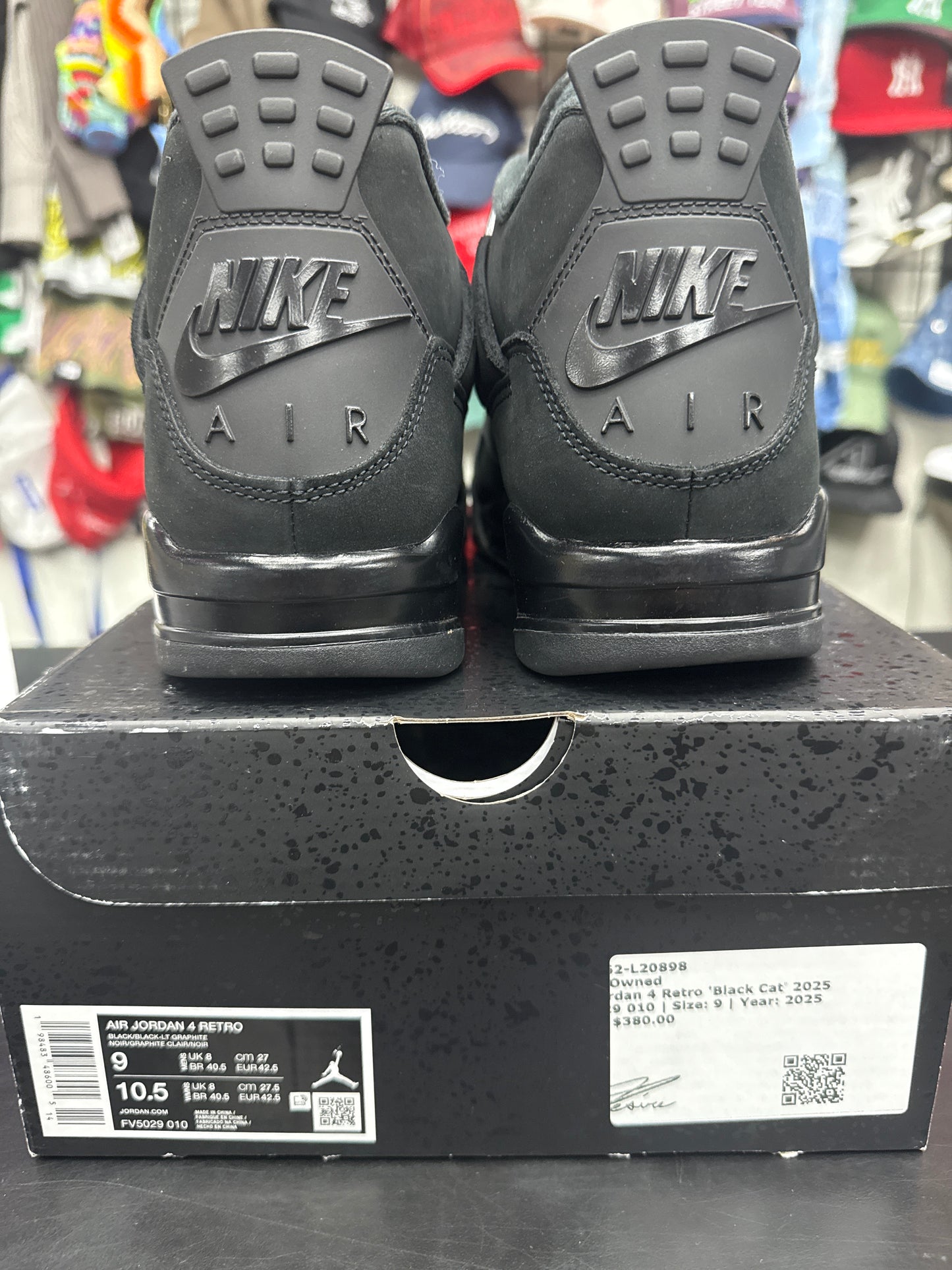 AJ4 Black Cat (U) - 9M