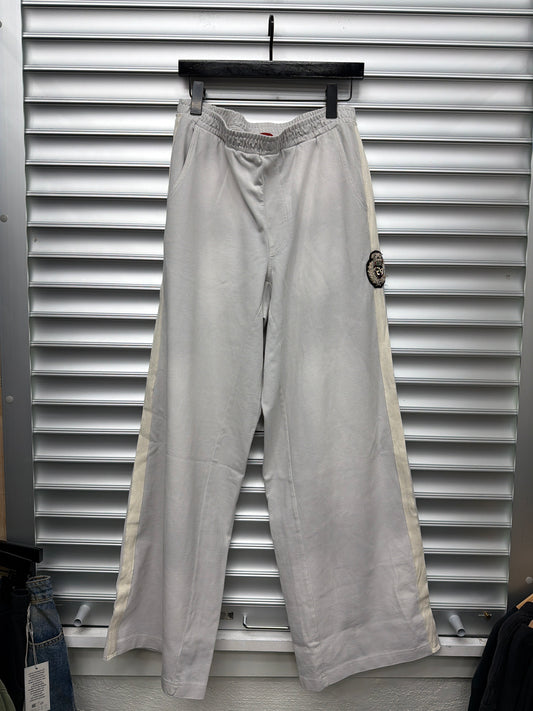 424 Grey Crest Sweats - L**