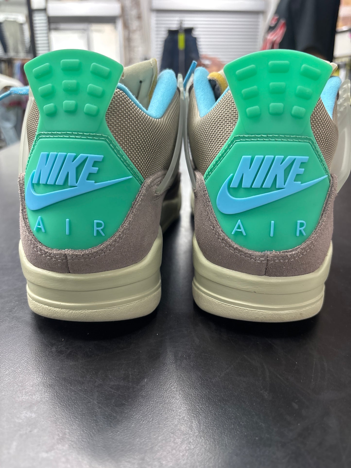 AJ4 Union Taupe Haze (U) - 9M (NB)