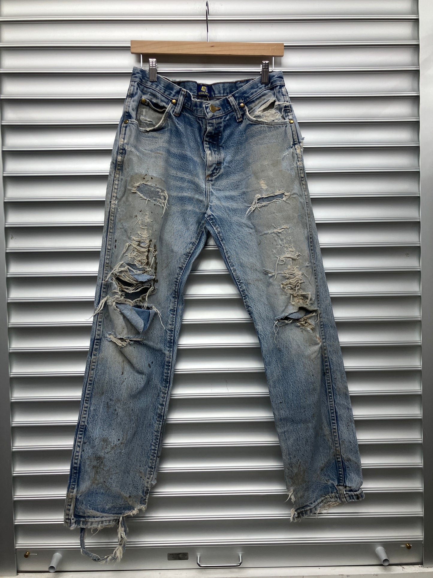 Vintage Thrashed Wrangler Denim - 32