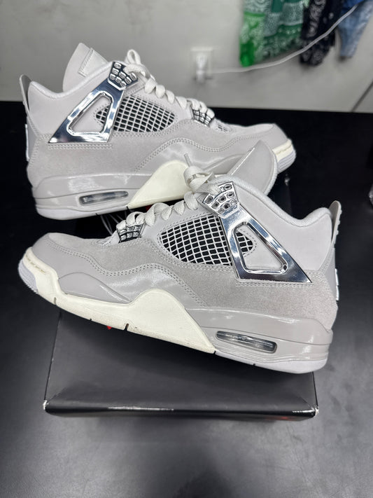 AJ4 Frozen Moments (U) - 7.5W