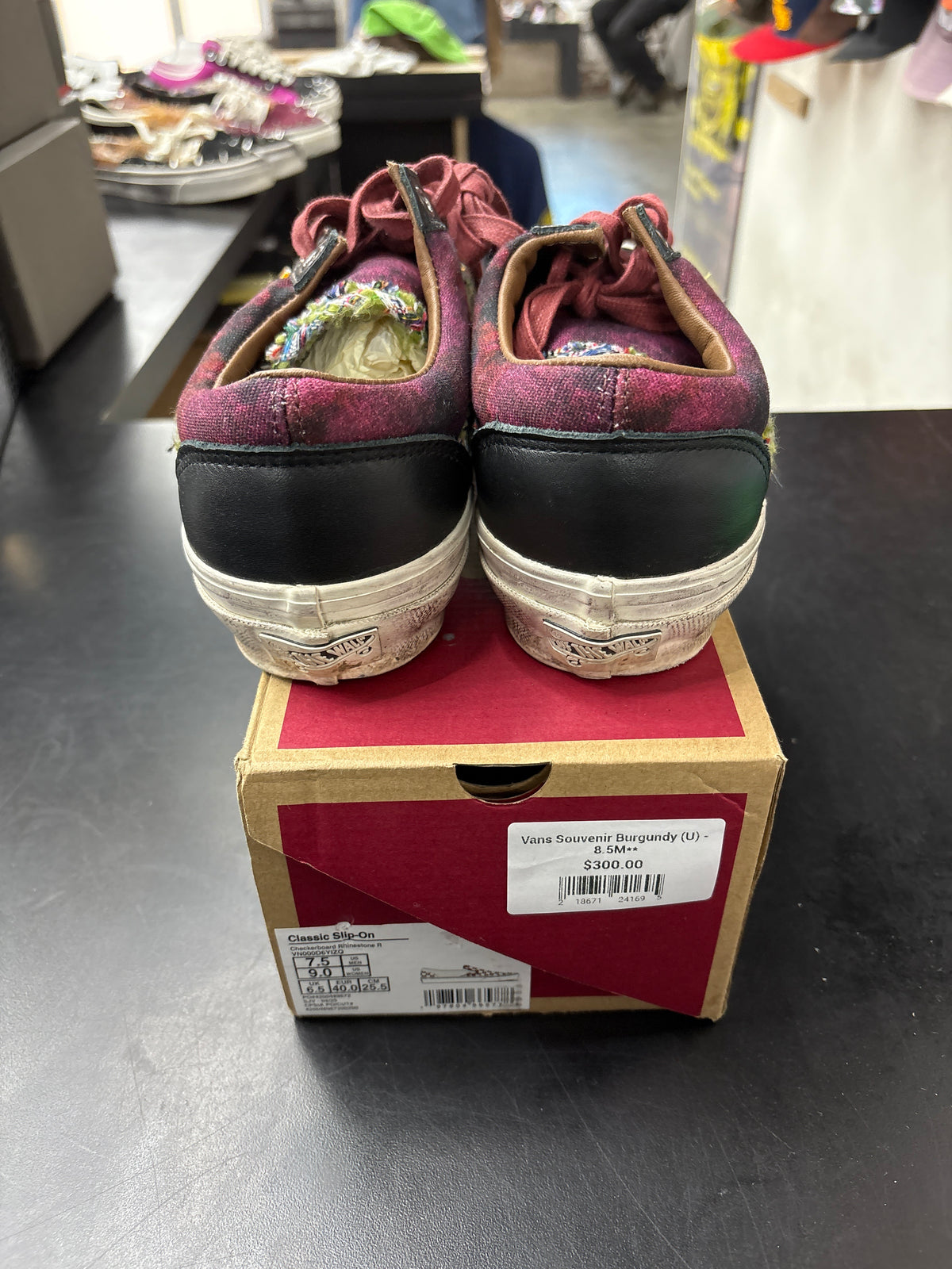 Vans Souvenir Burgundy (U) - 8.5M**