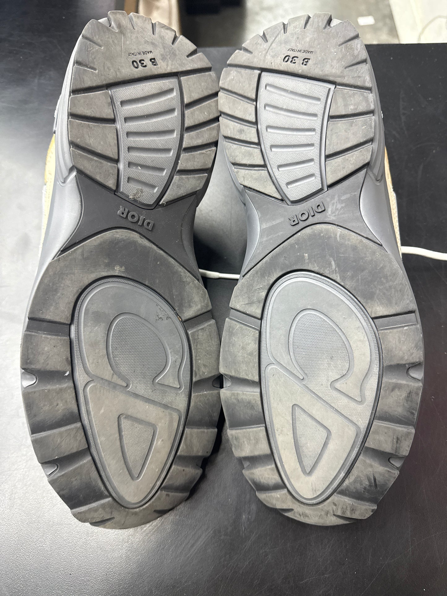 Dior B30 Brown (U) - 45(12) (NB)