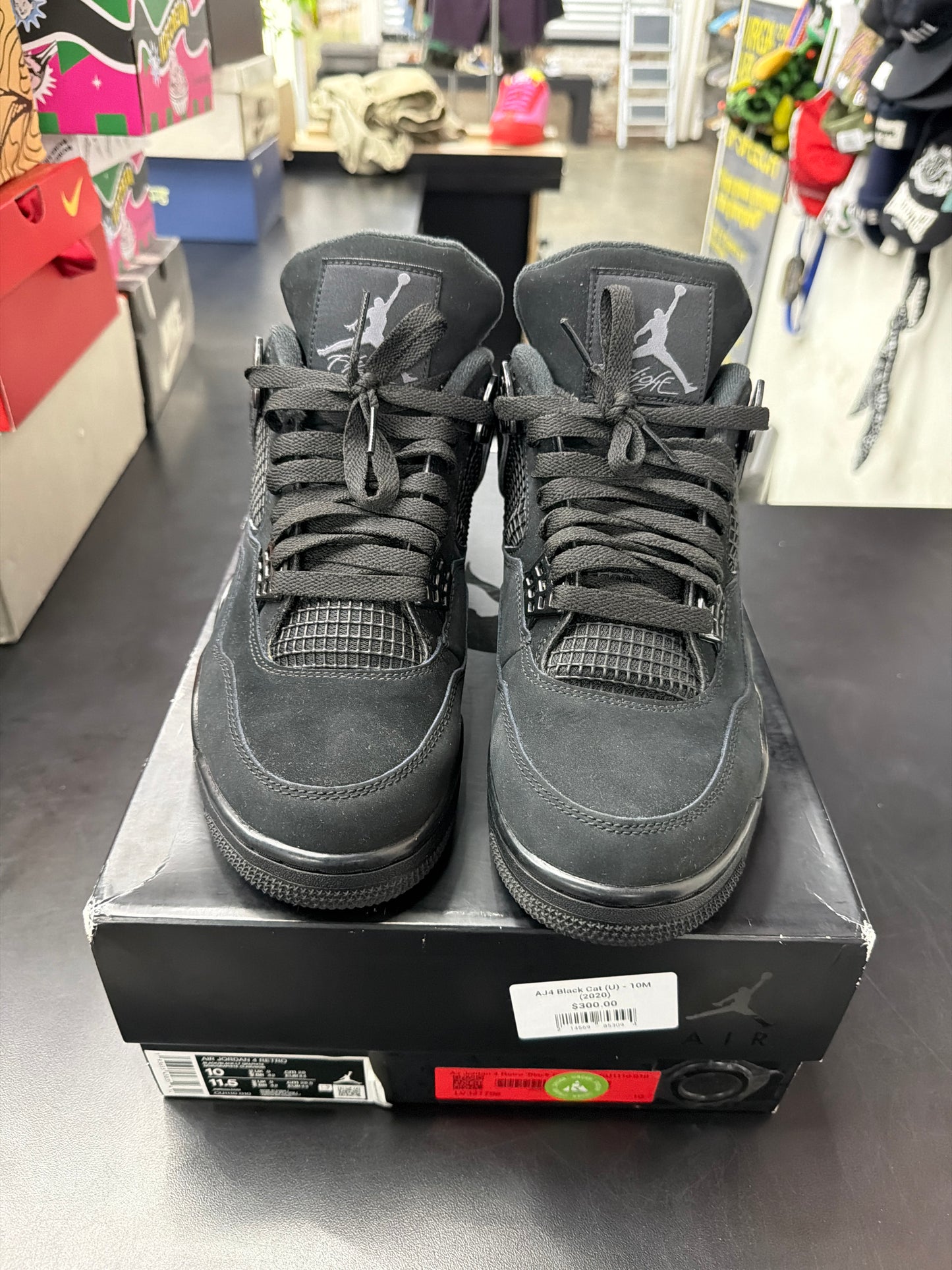 AJ4 Black Cat (U) - 10M (2020)
