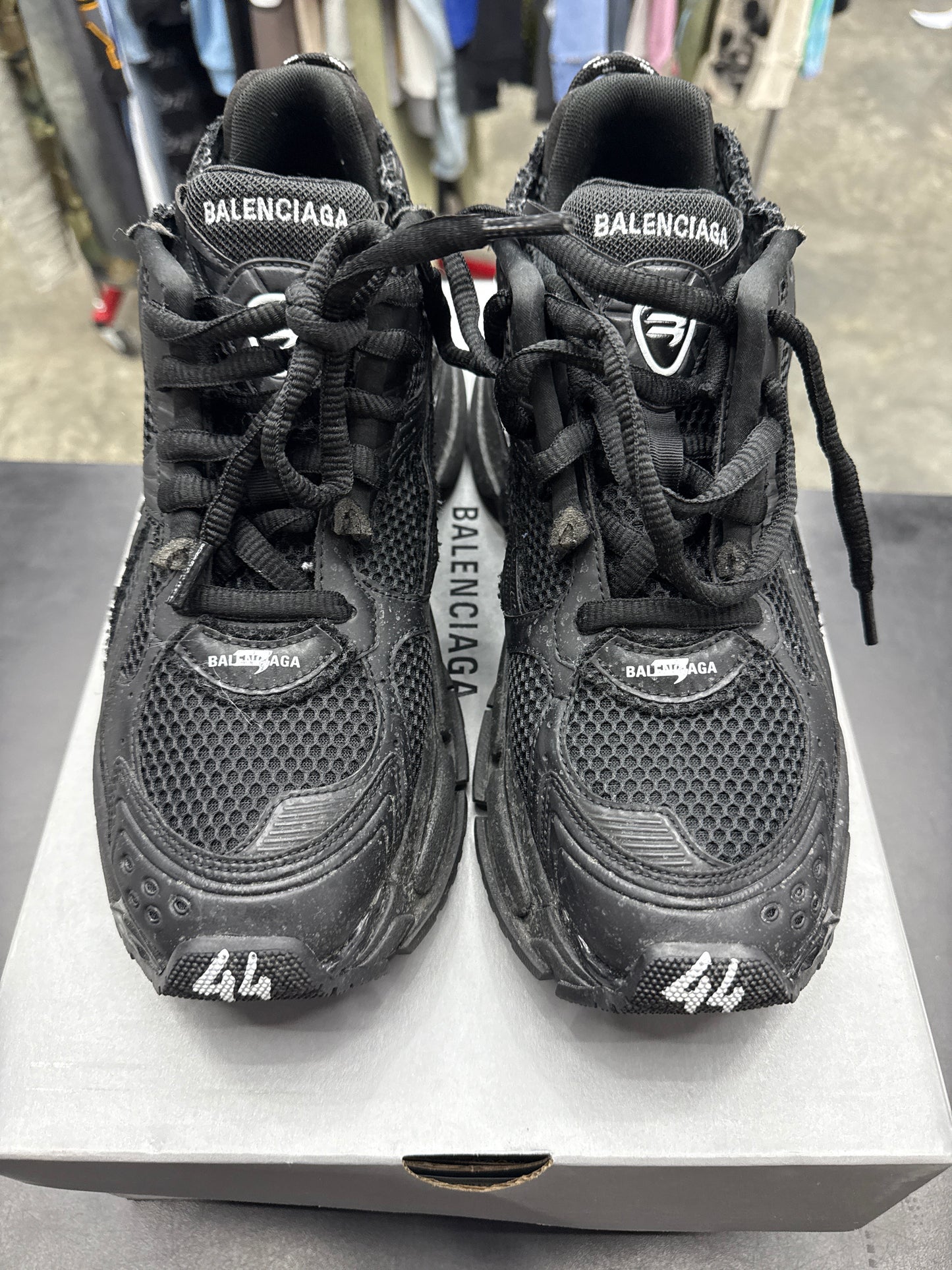 Balenciaga Runner Triple Black (U) - 44(11)