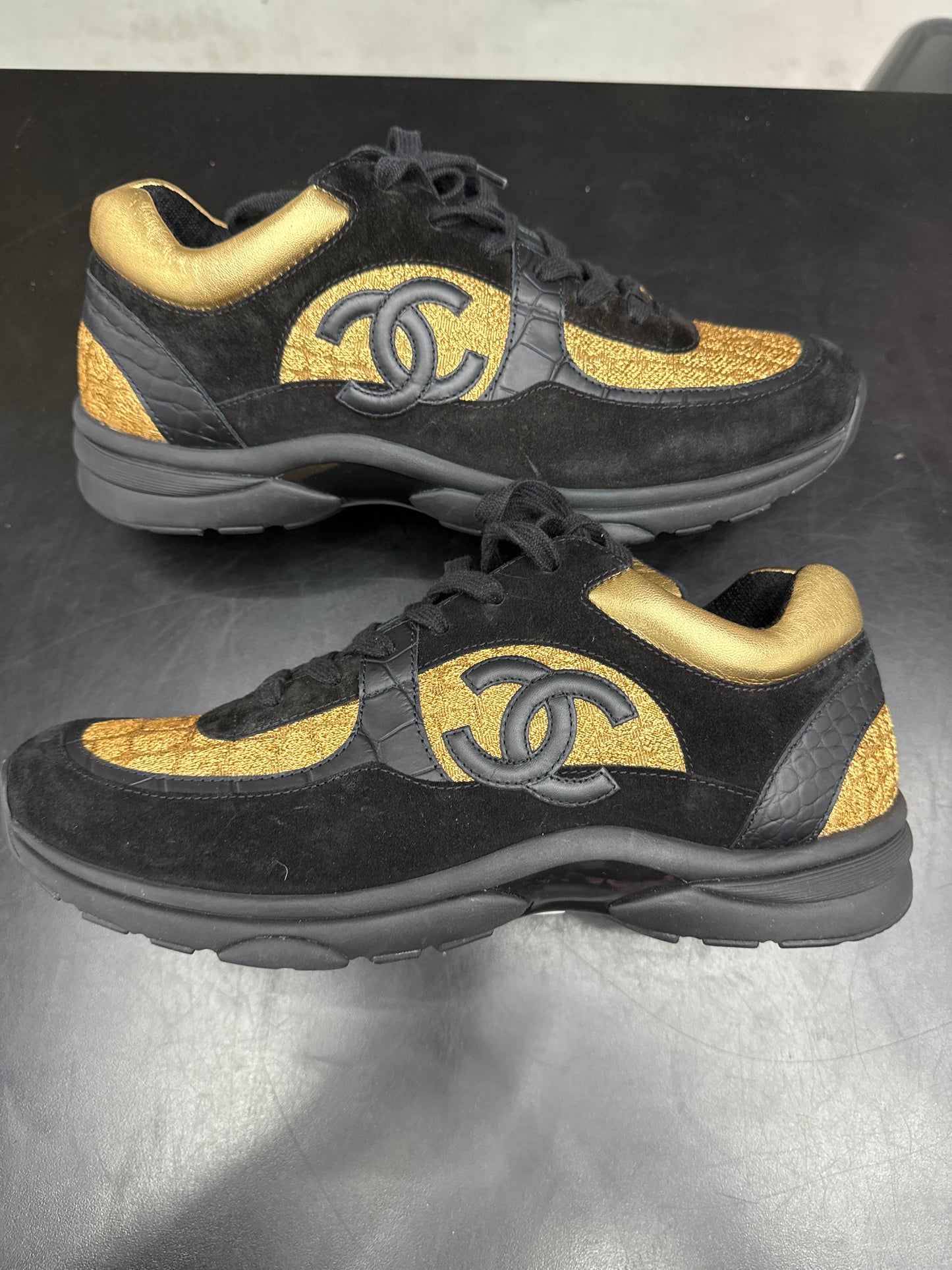 Chanel Trainer Gold - 46(13) (NB)