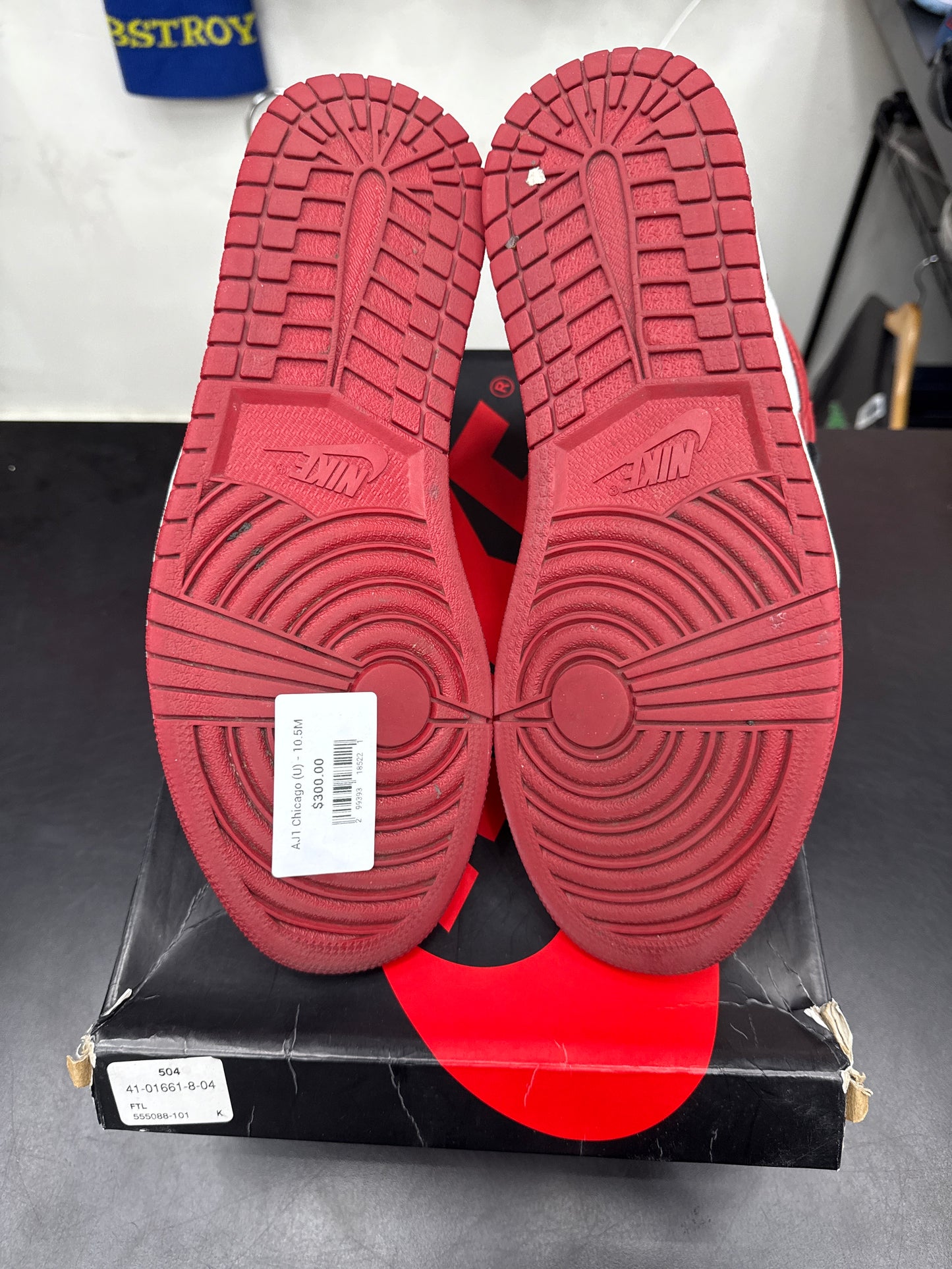 AJ1 Chicago (U) - 10.5M
