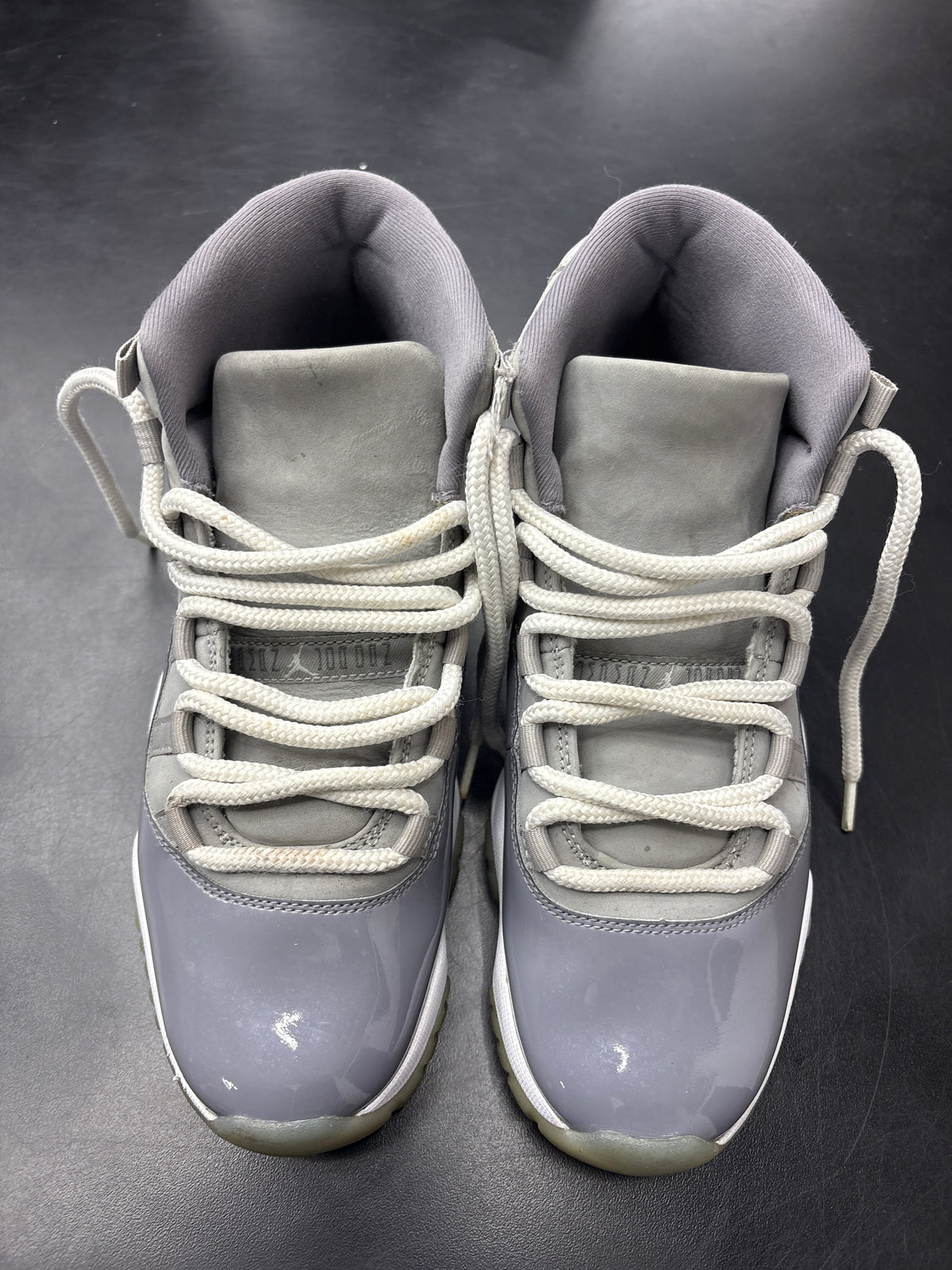 AJ11 Cool Grey (U) - 8.5M (NB)**