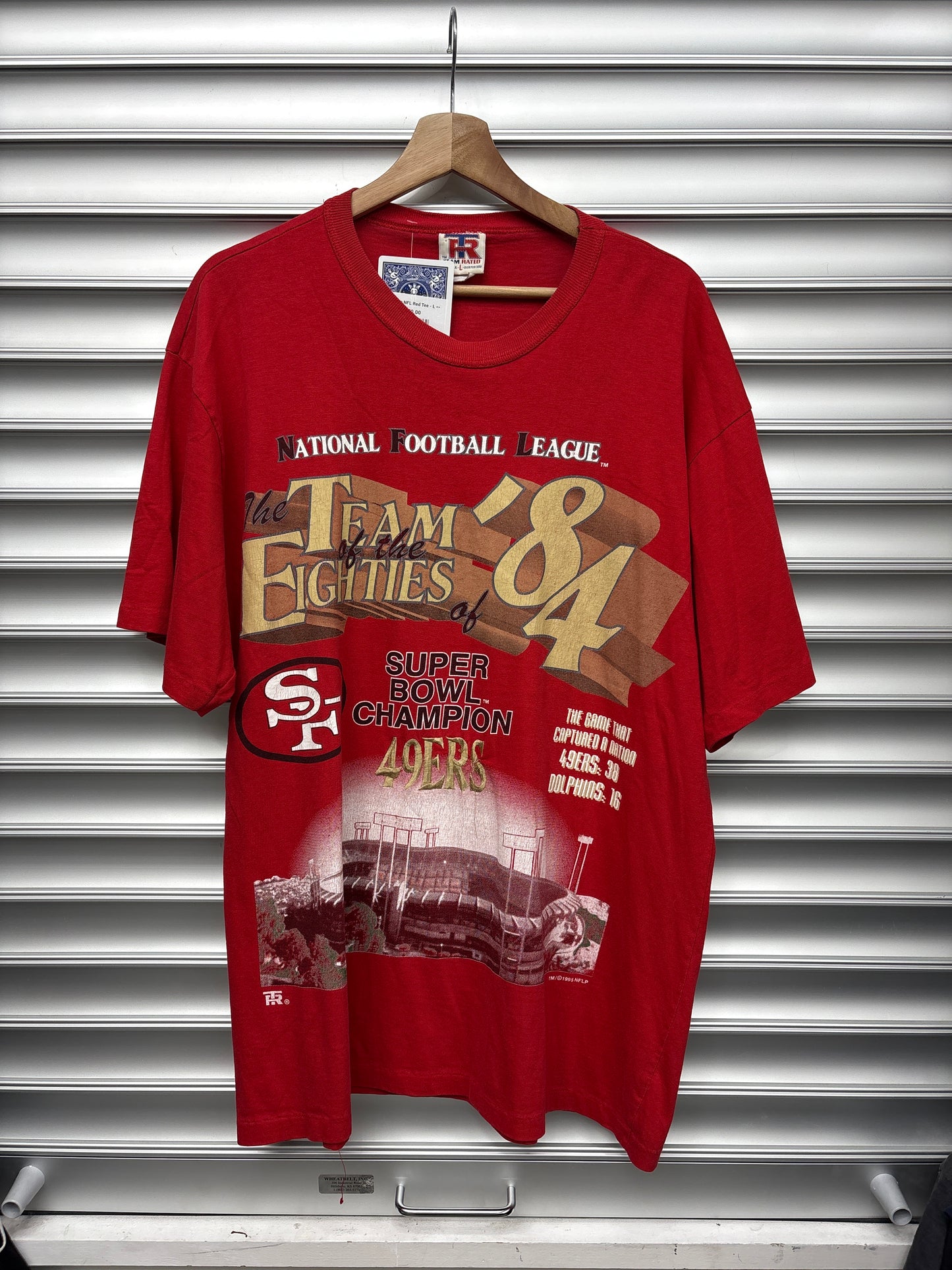 Vintage NFL Red Tee - L **
