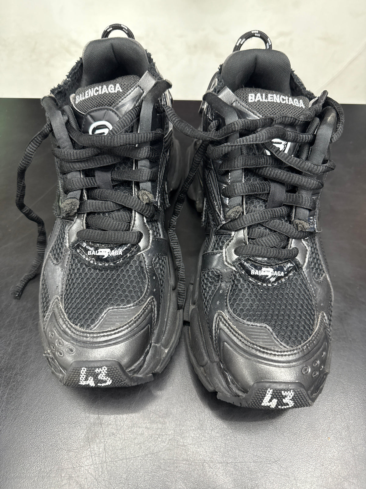 Balenciaga Runner Triple Black (U) - 43(10) (NB)**