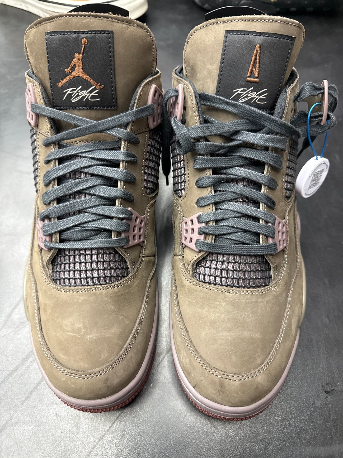 AJ4 A Ma Maniere Dark Mocha - 12M (NB)