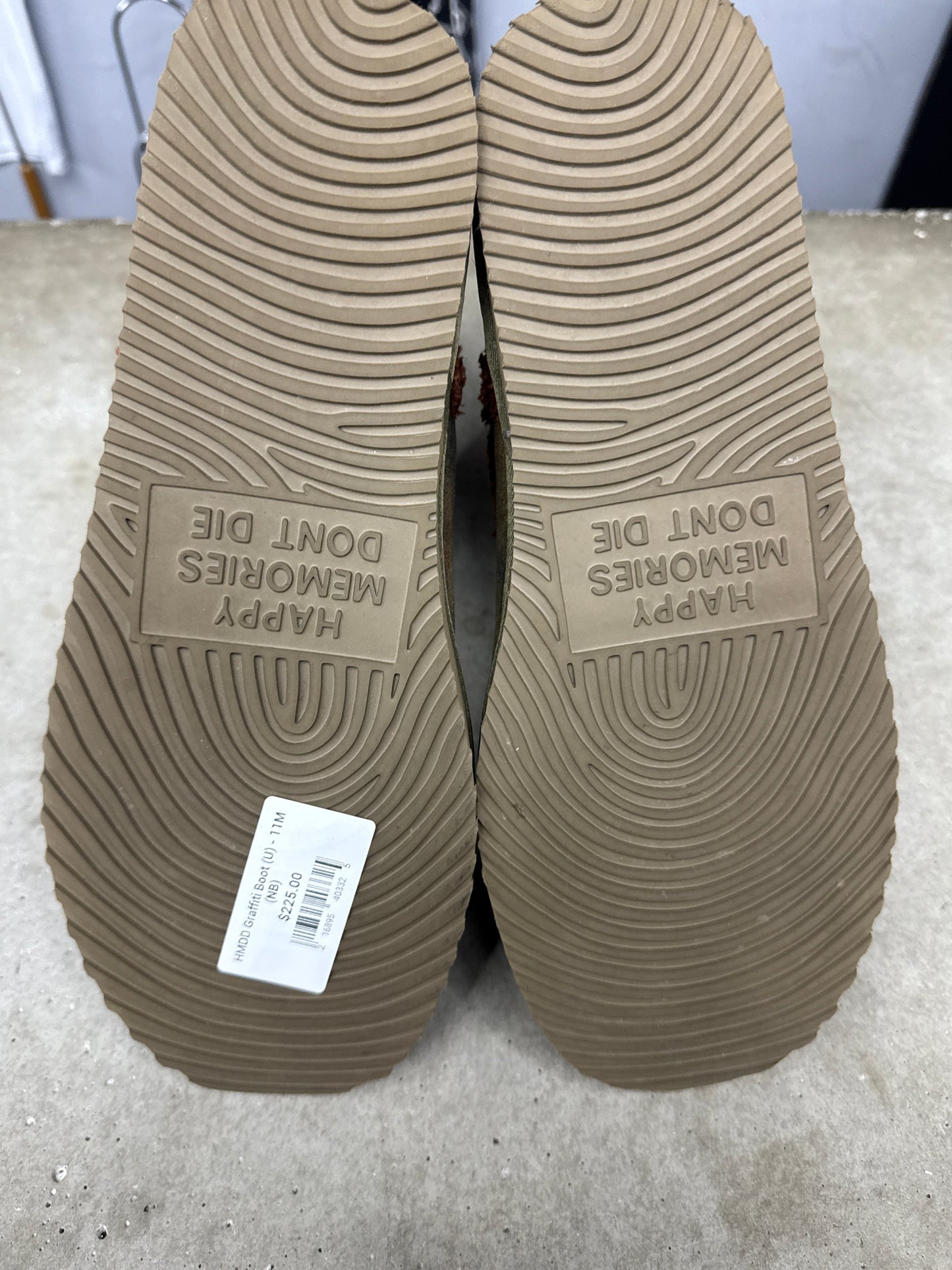 HMDD Graffiti Boot (U) - 11M (NB)