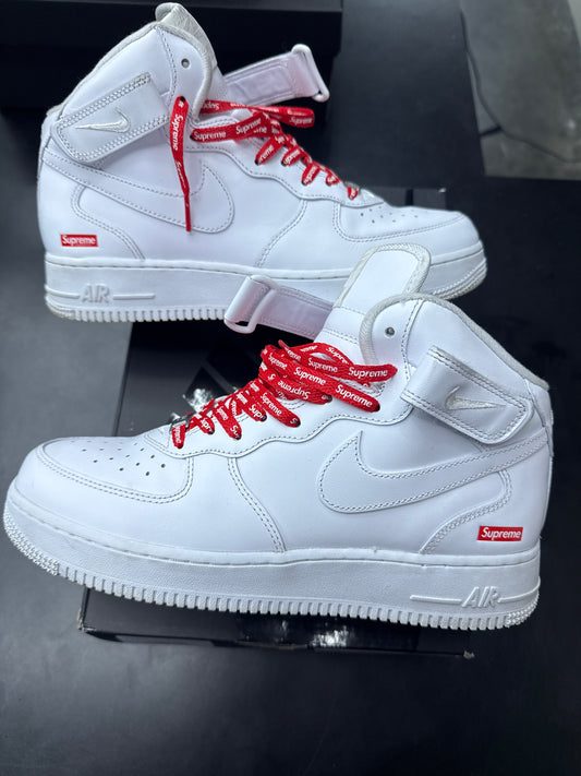 AF1 Supreme Mid White (U) - 8.5M